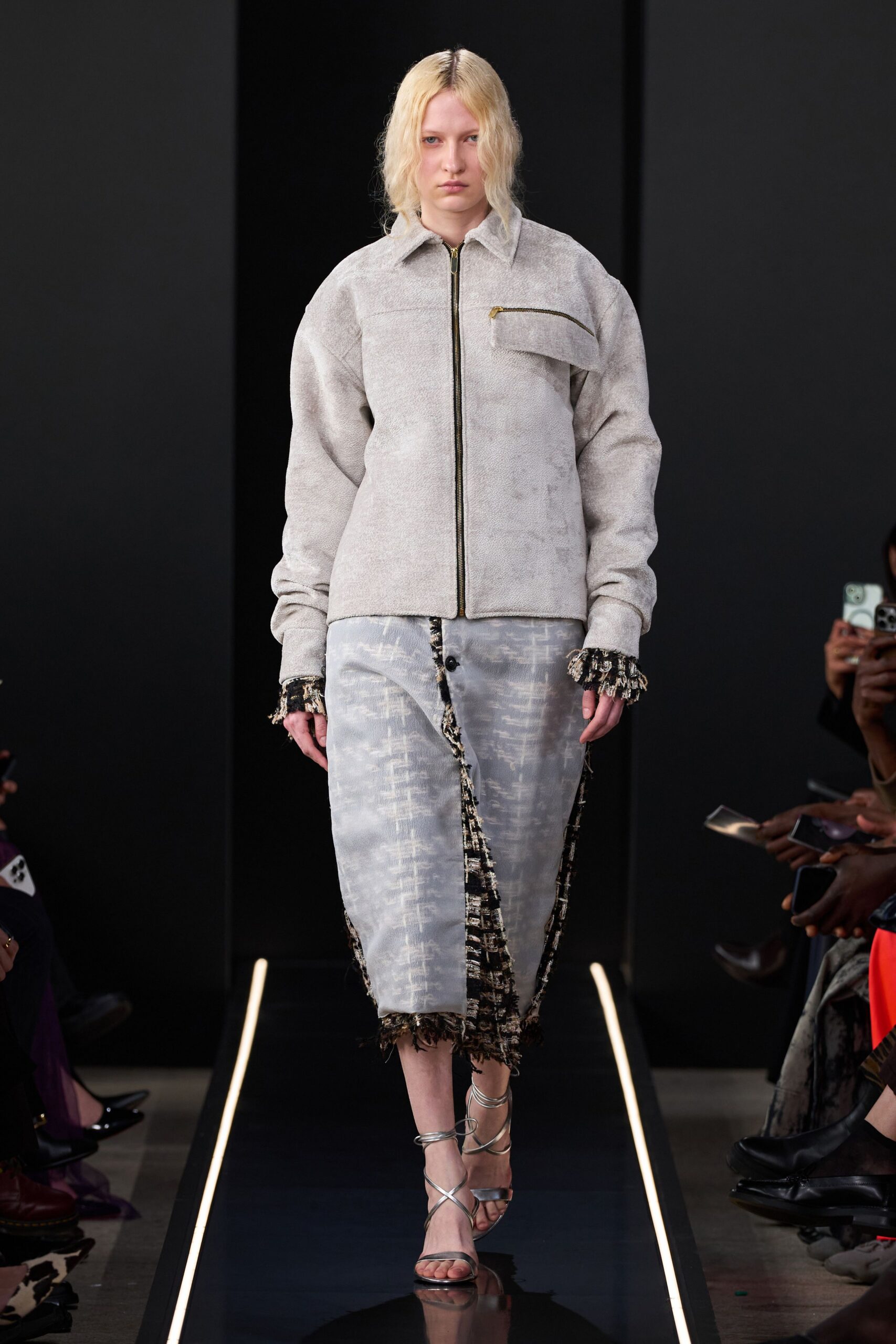 gray cotton long-sleeve collared relaxed zippered jacket