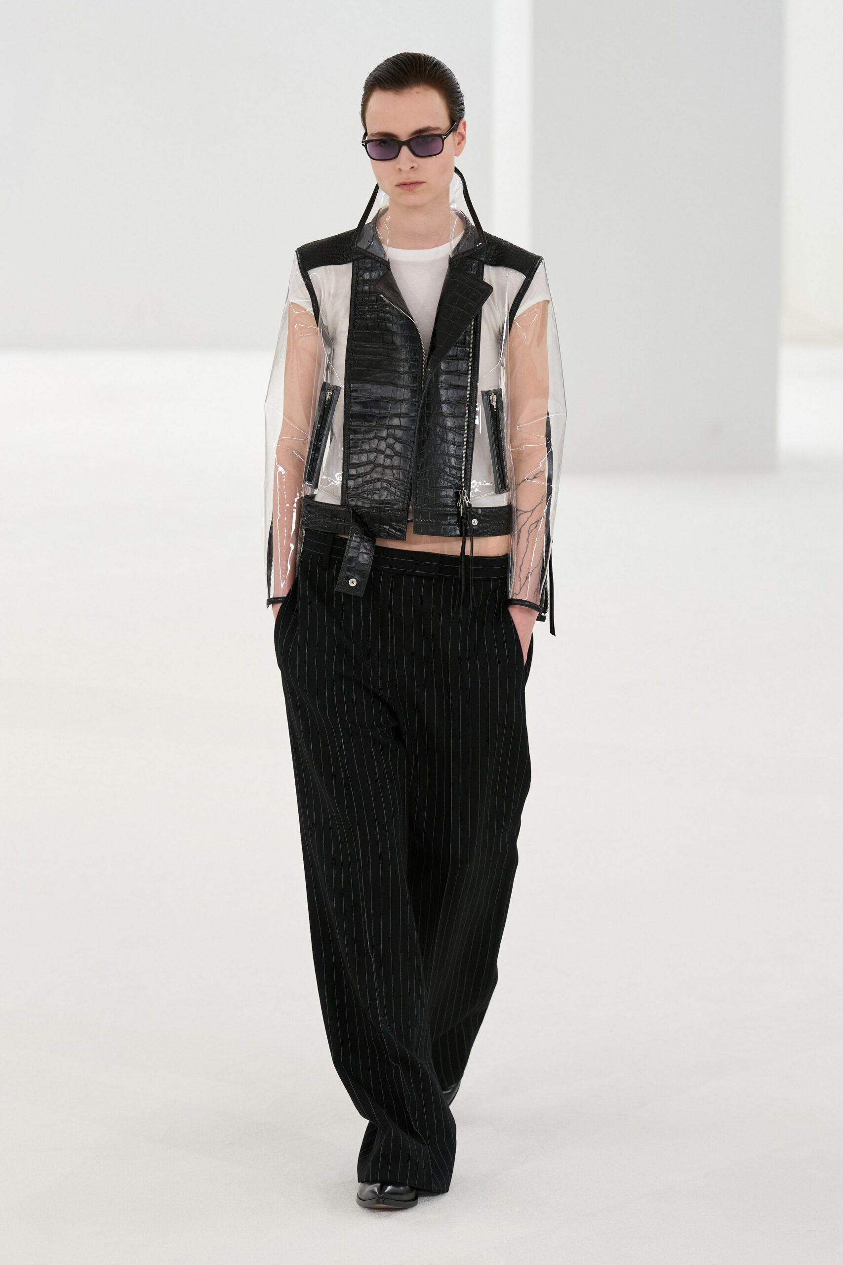 black leather long-sleeve collared fitted zippered layered jacket