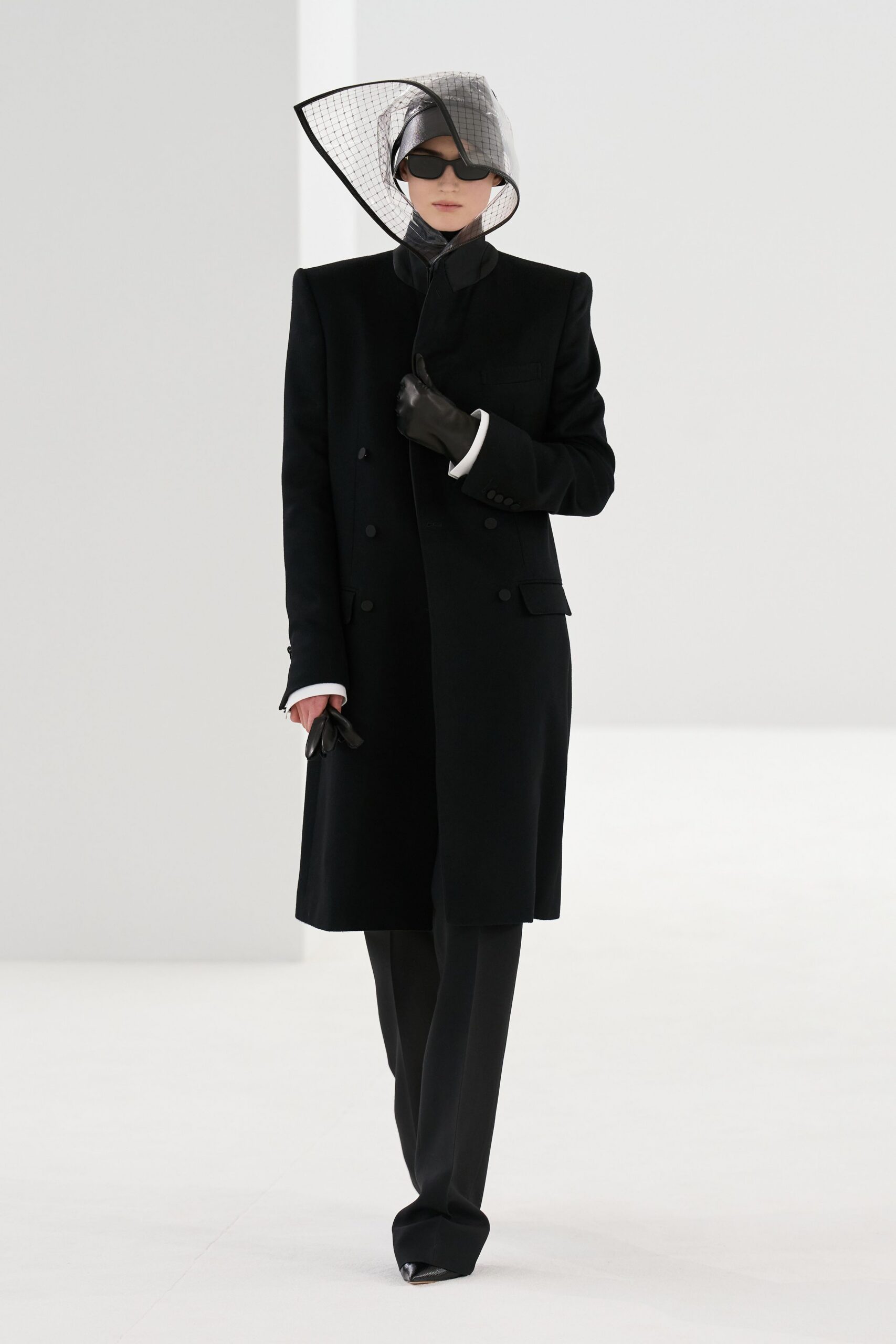 black structured hat
