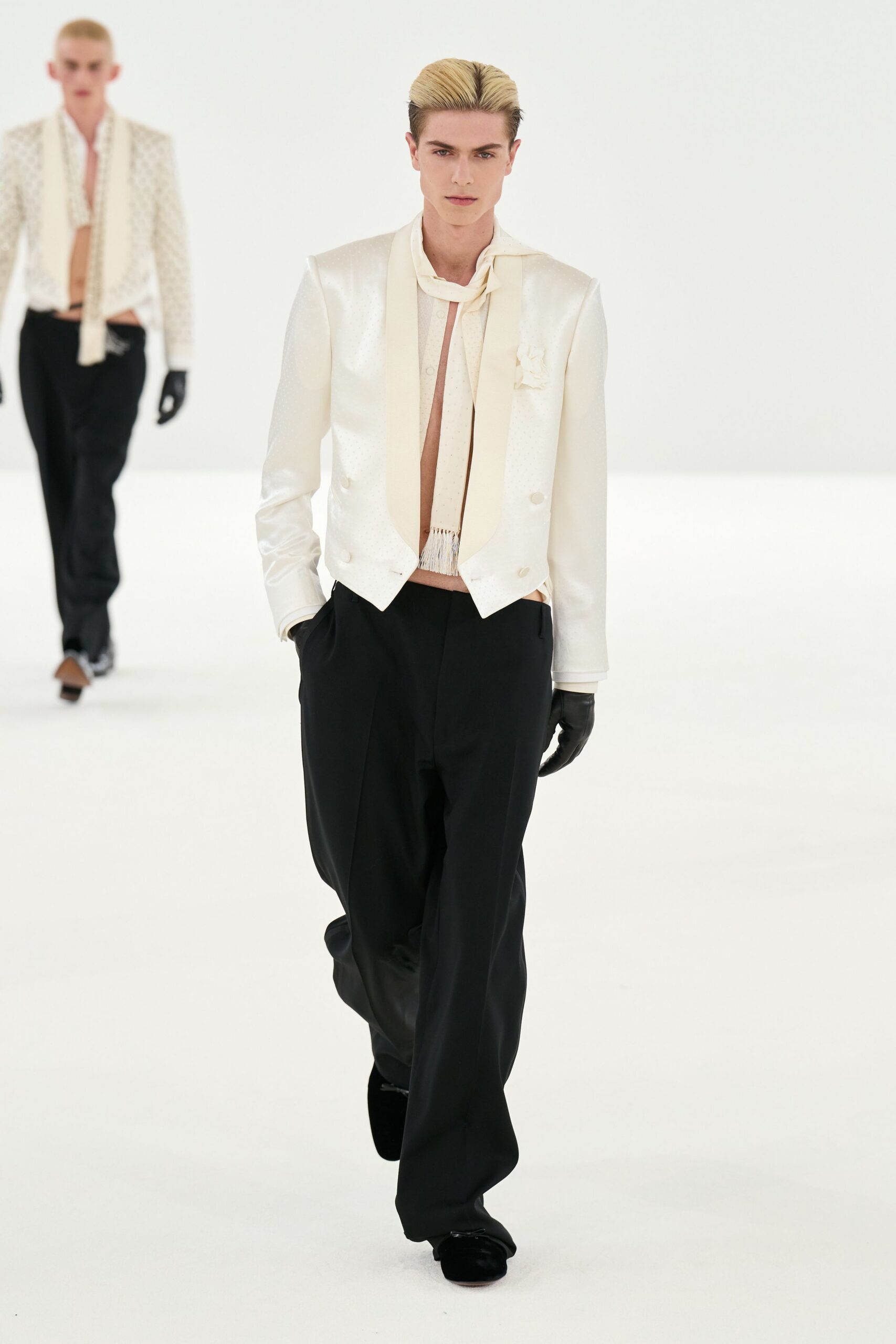white silk long-sleeve collared tailored buttoned blazer