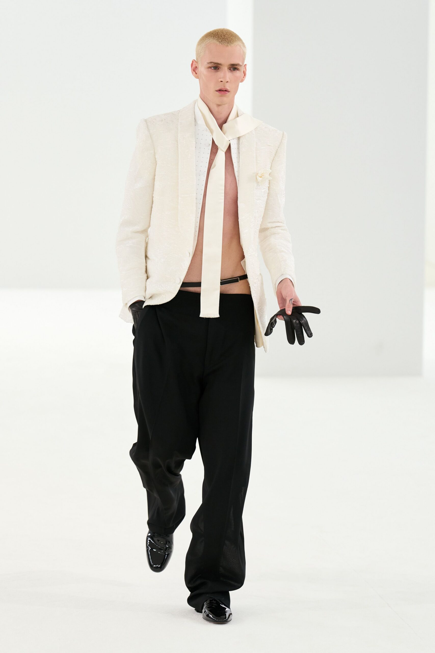 white silk long-sleeve collared tailored buttoned blazer