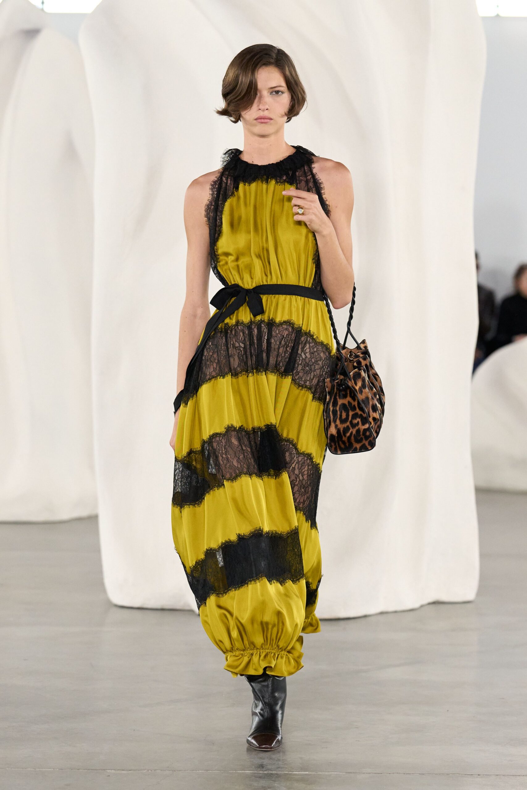 Ulla Johnson Fall 2026 Ready-to-Wear Look 5