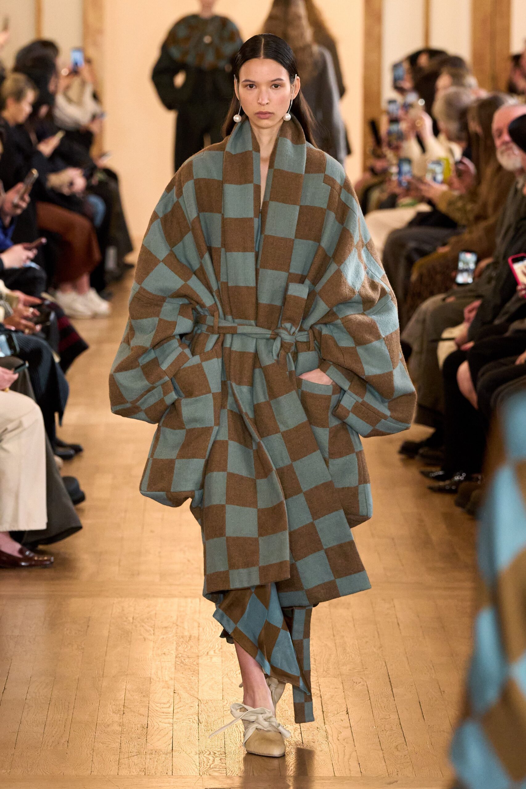 brown cotton long-sleeve collared relaxed checked belted dress