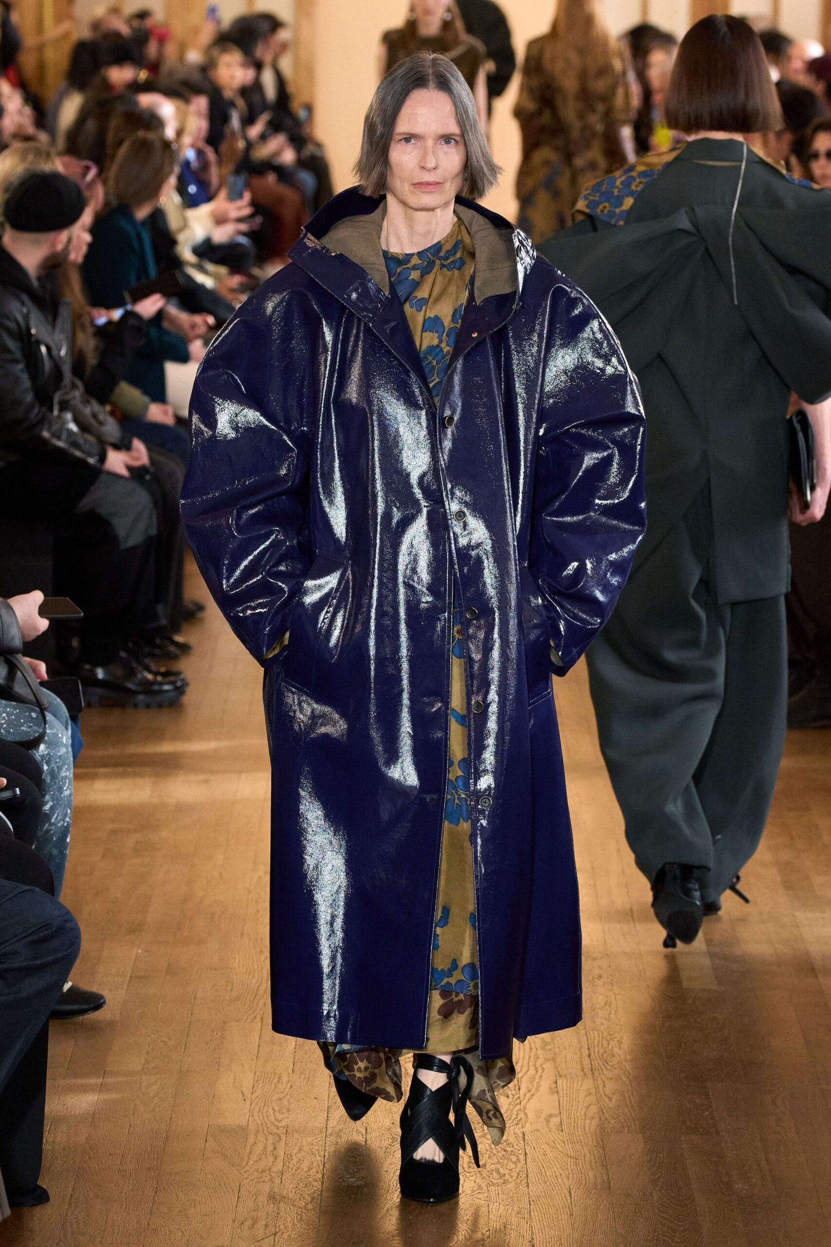 blue vinyl long-sleeve oversized shiny coat