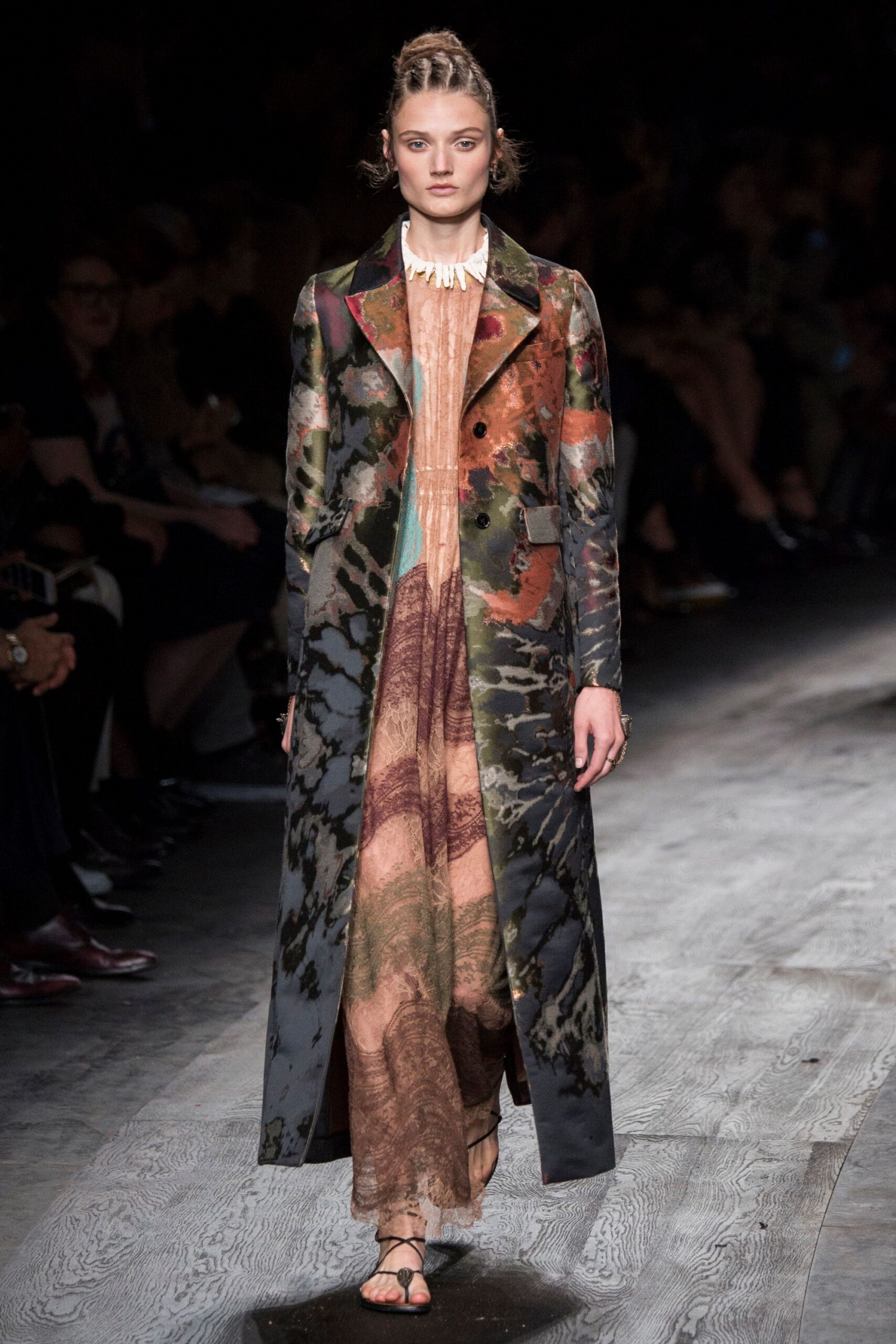 Valentino Spring 2016 Ready-to-Wear Look 64
