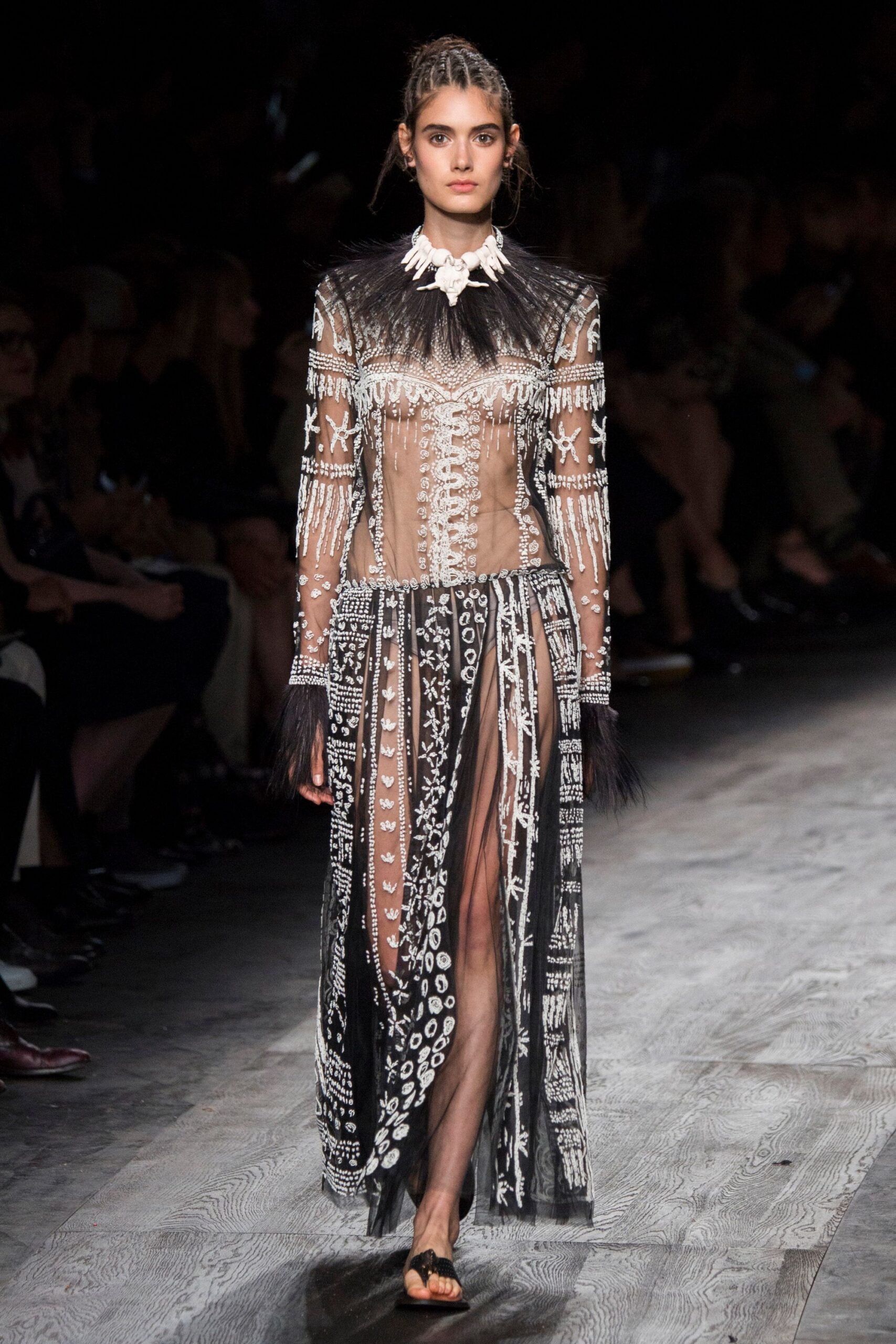 Valentino Spring 2016 Ready-to-Wear Look 87