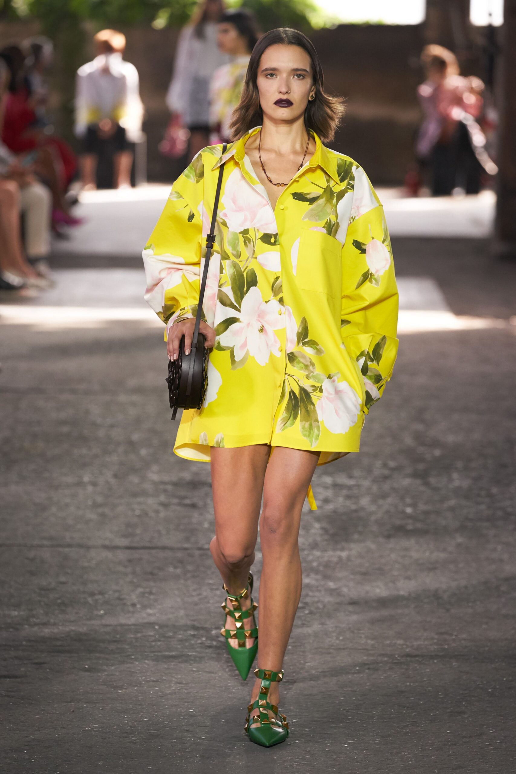 yellow cotton long-sleeve collared relaxed floral buttoned shirt-dress