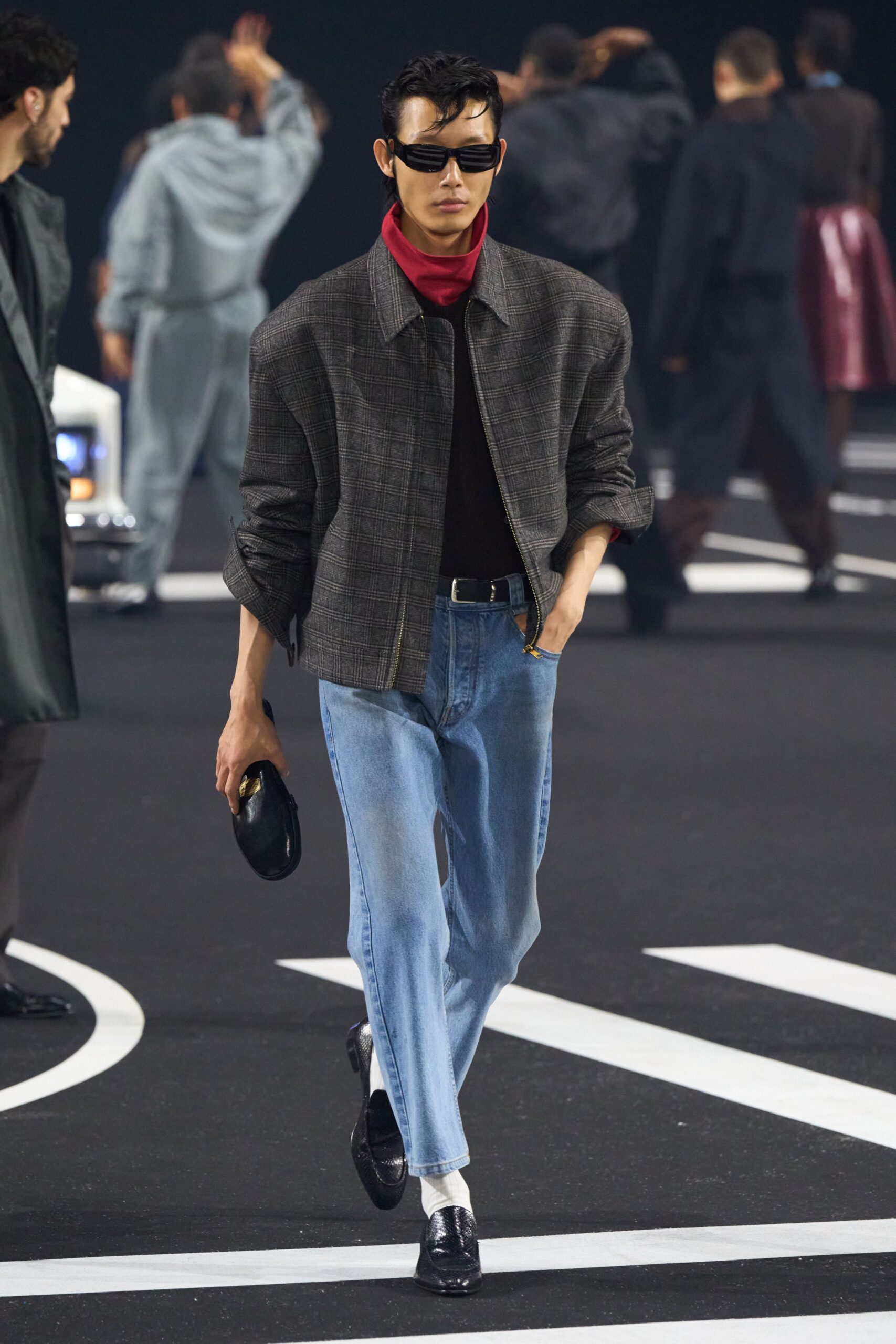 gray tweed relaxed jacket with black shirt