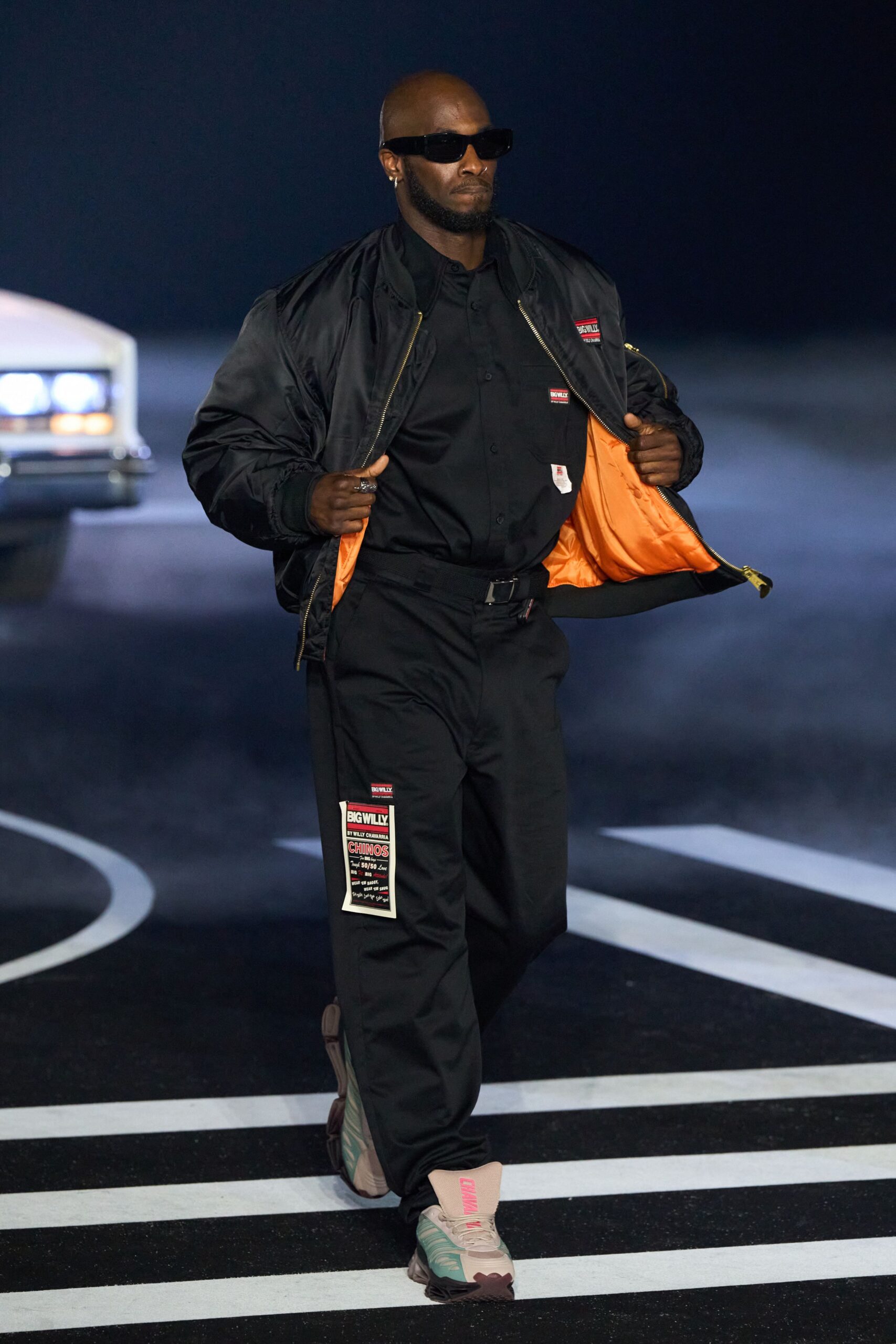 black relaxed jacket with cargo pants