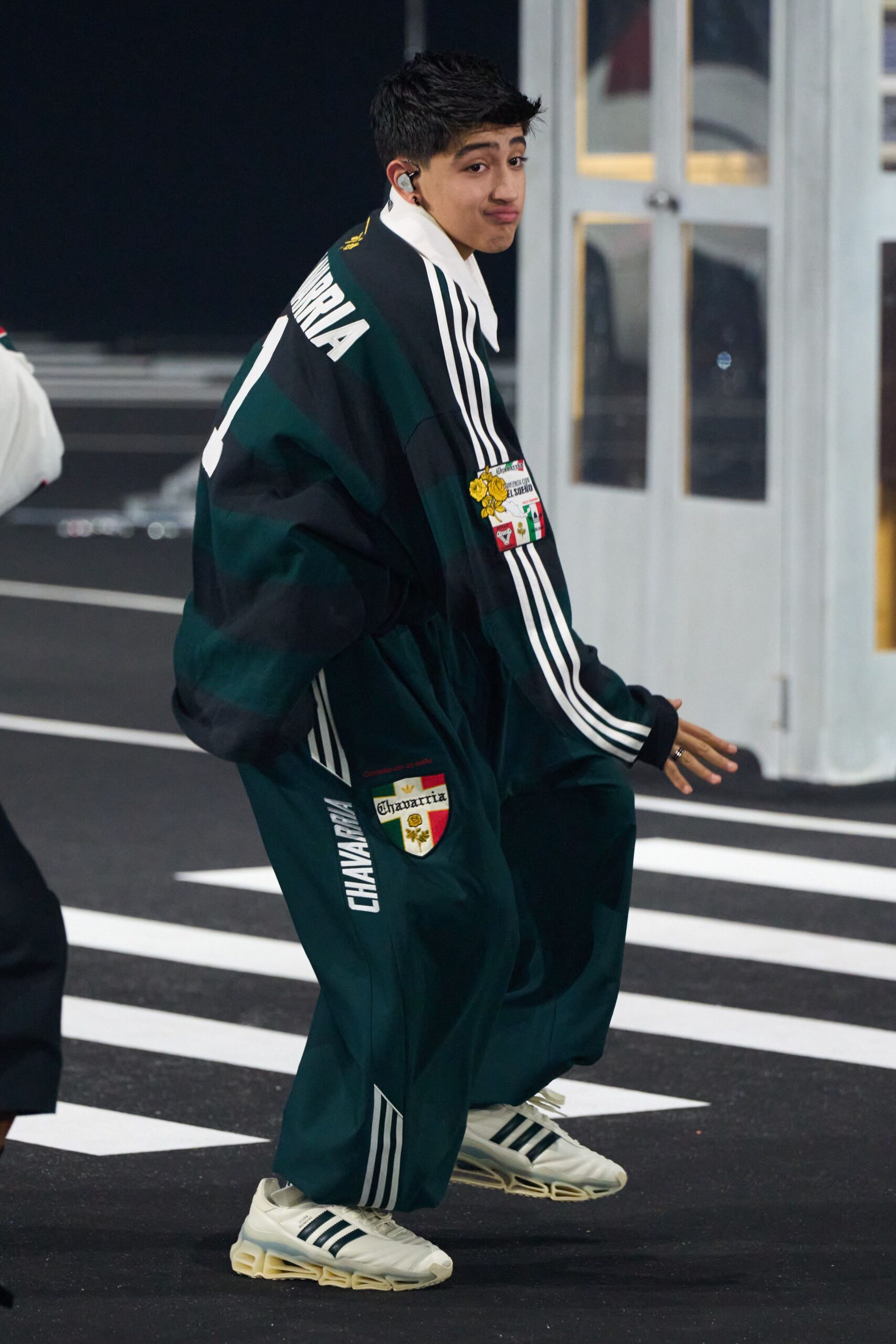 oversized green jacket with cargo pants