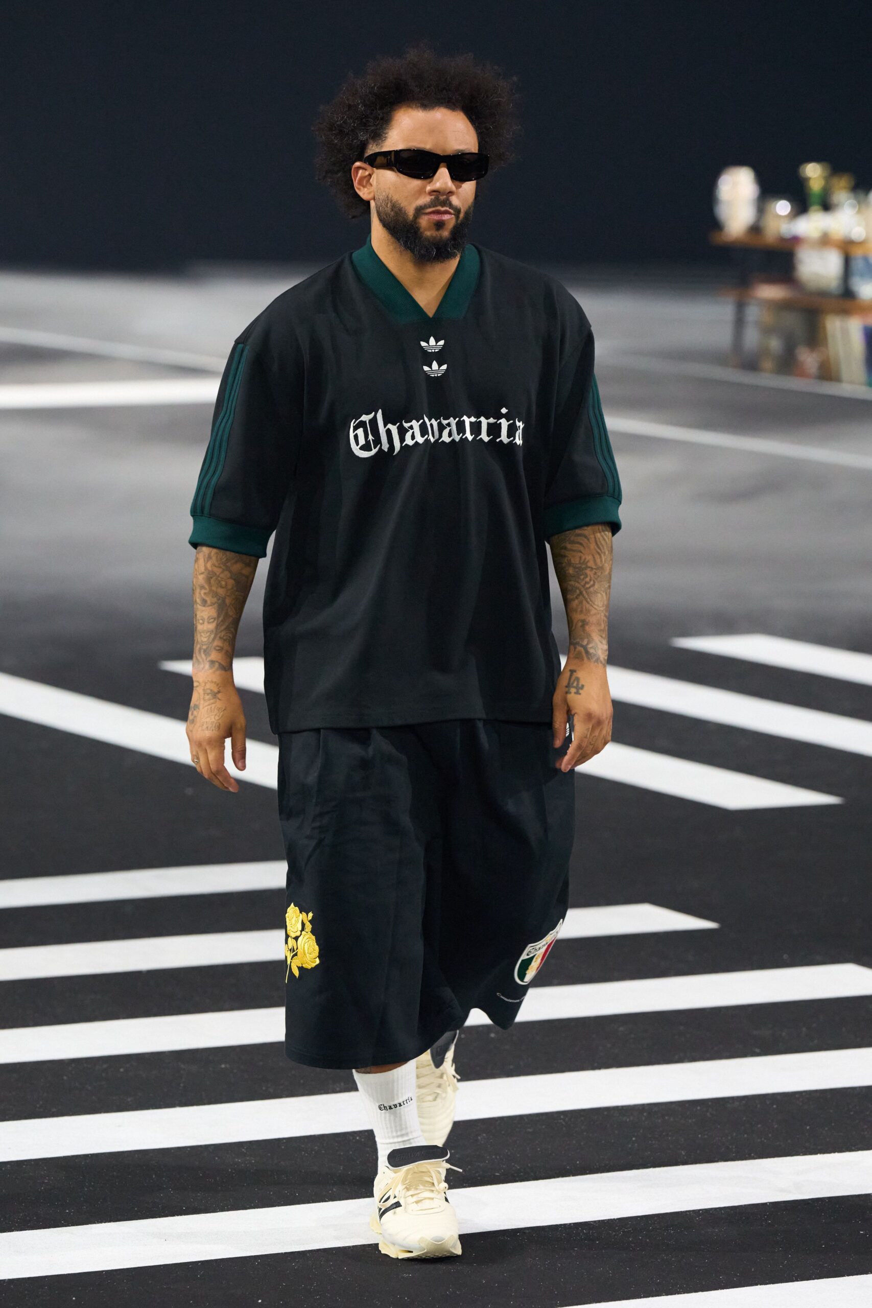 black relaxed t-shirt and shorts