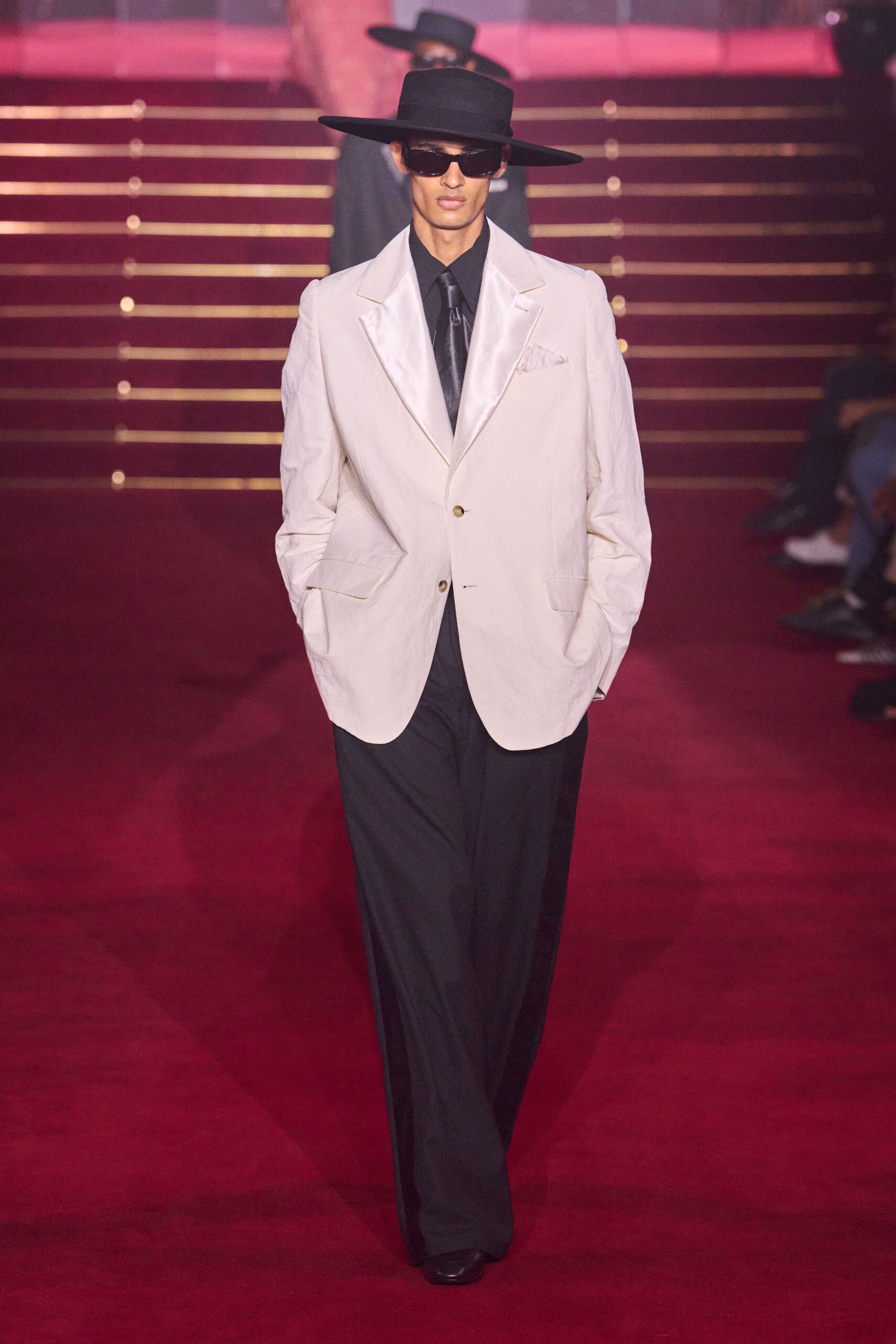white cotton long-sleeve collared tailored blazer