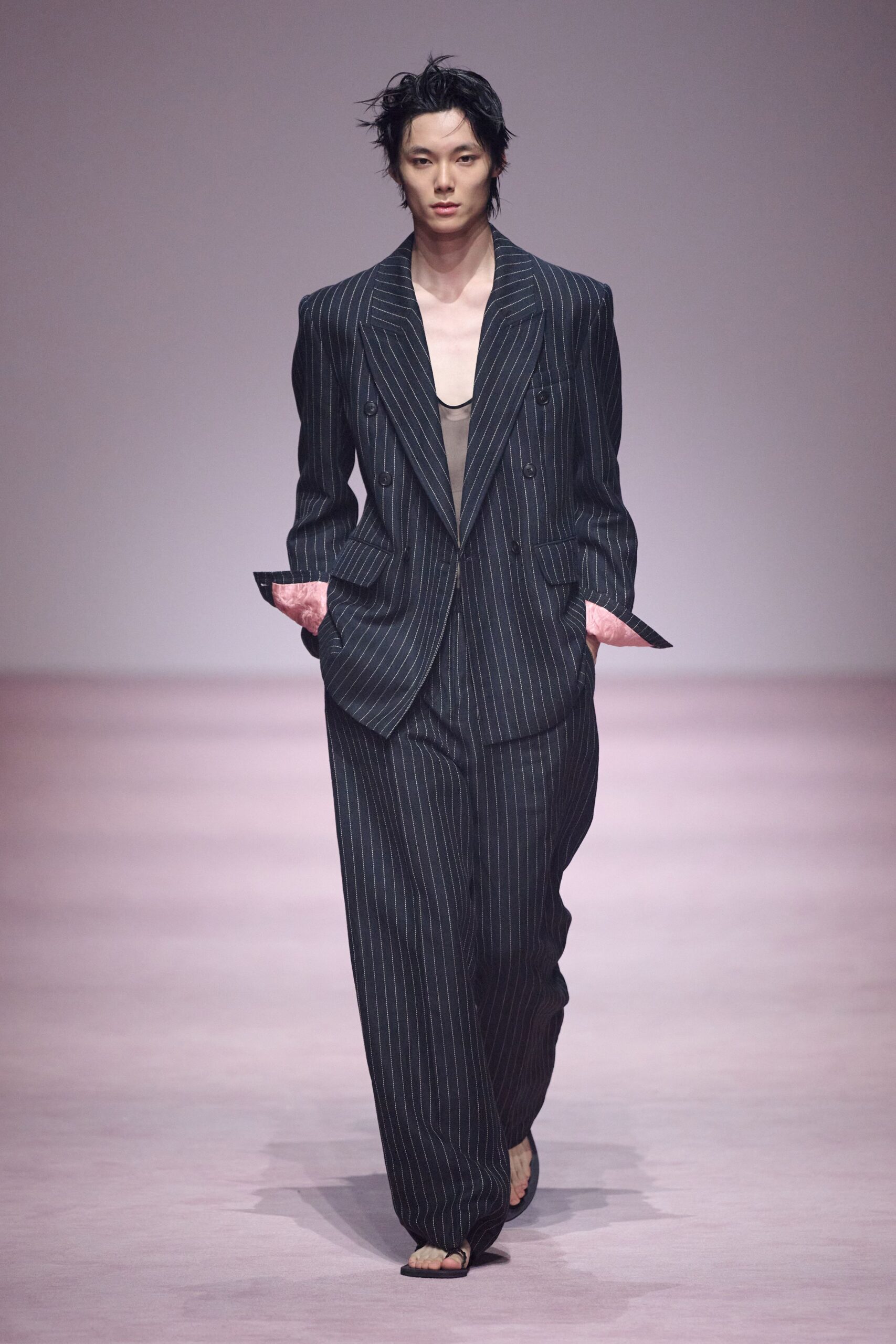 black wool long-sleeve collared relaxed striped suit