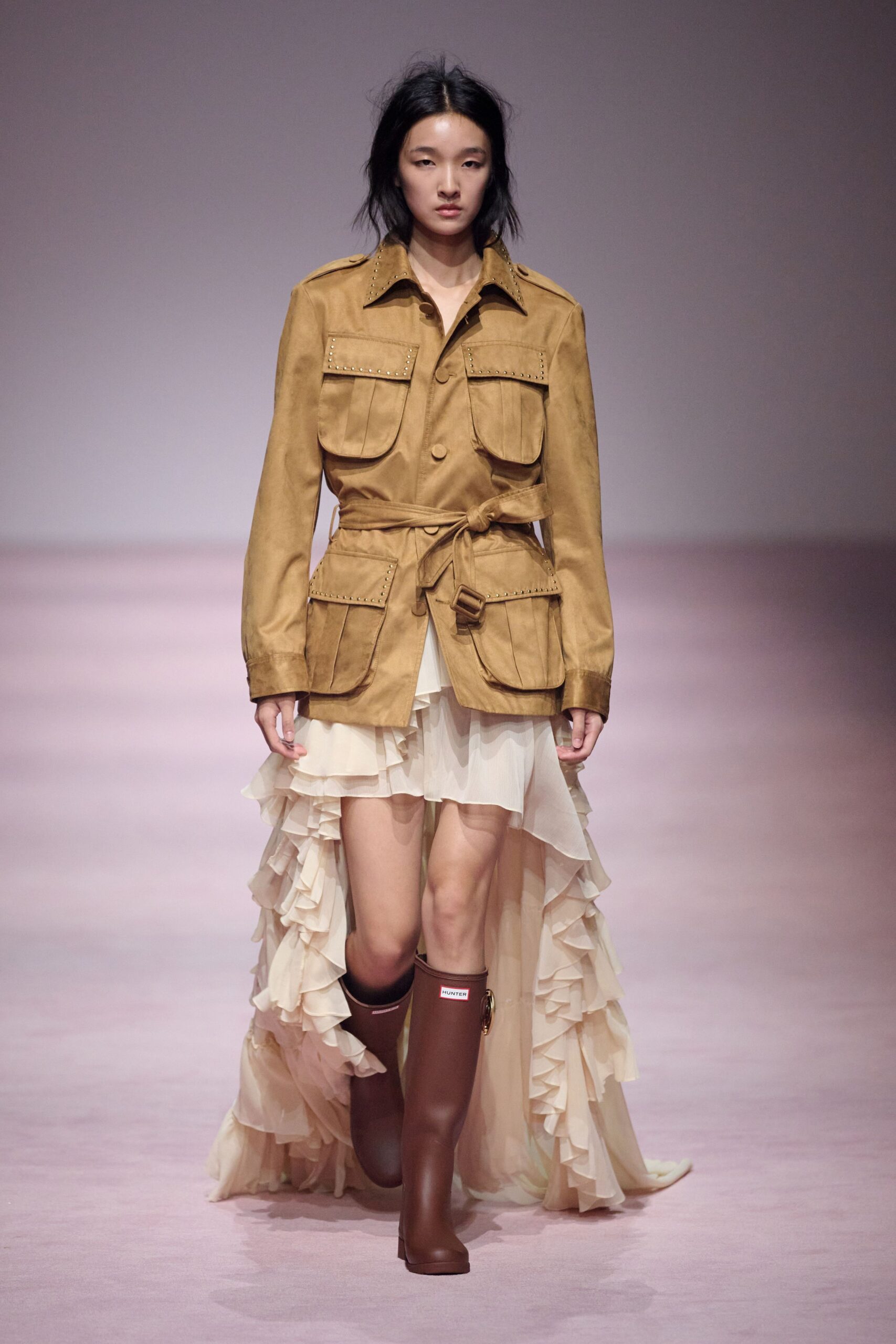 brown suede long-sleeve collared relaxed buttoned pockets jacket