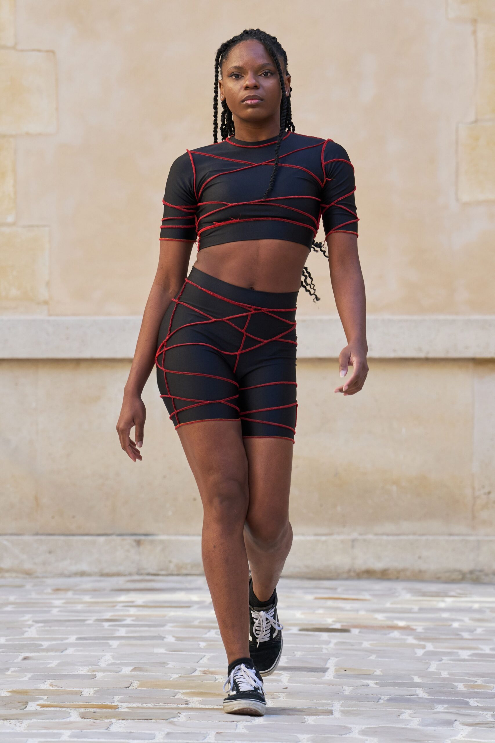 black cotton short-sleeve fitted striped cropped crop-top