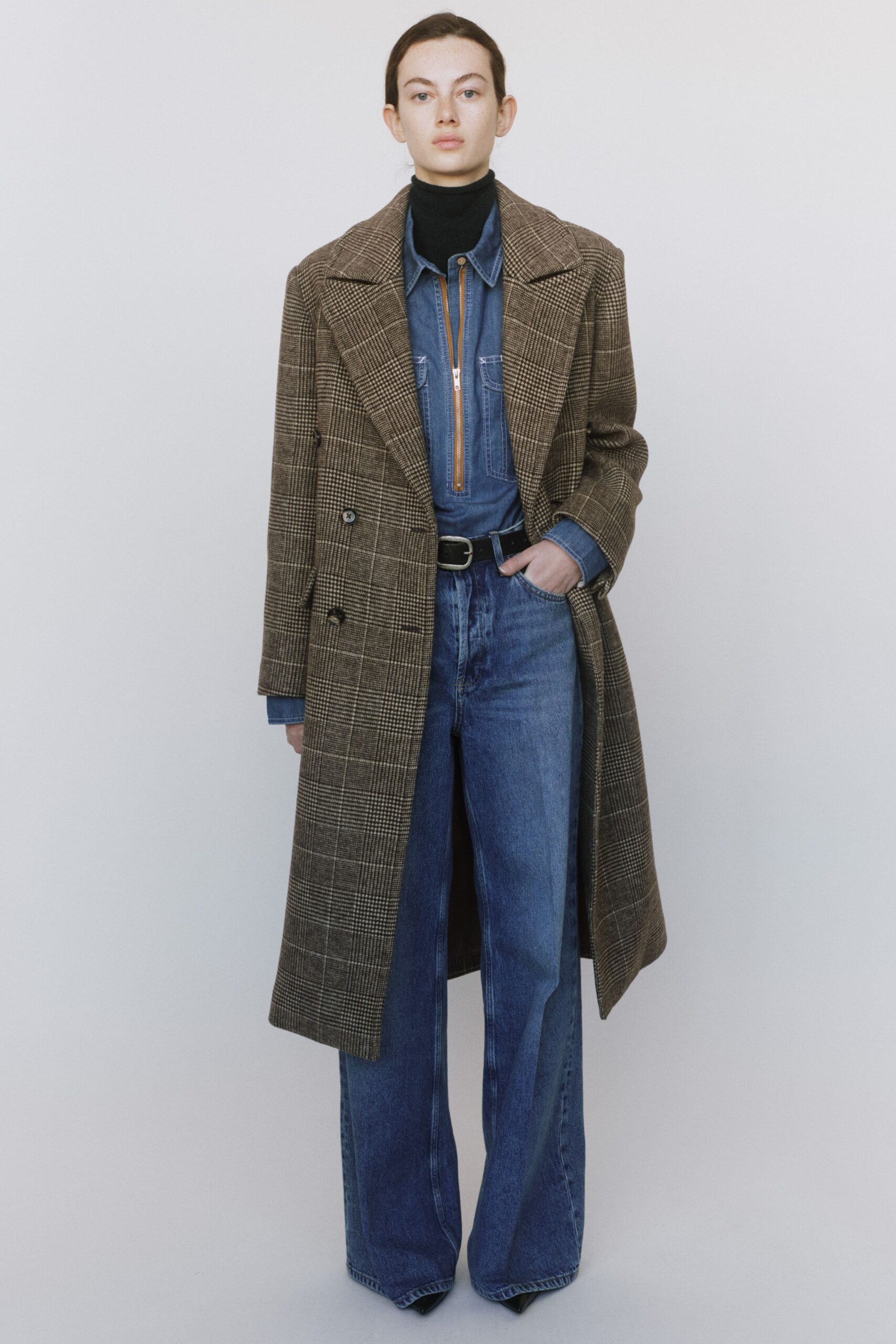 brown wool long-sleeve collared tailored checked coat