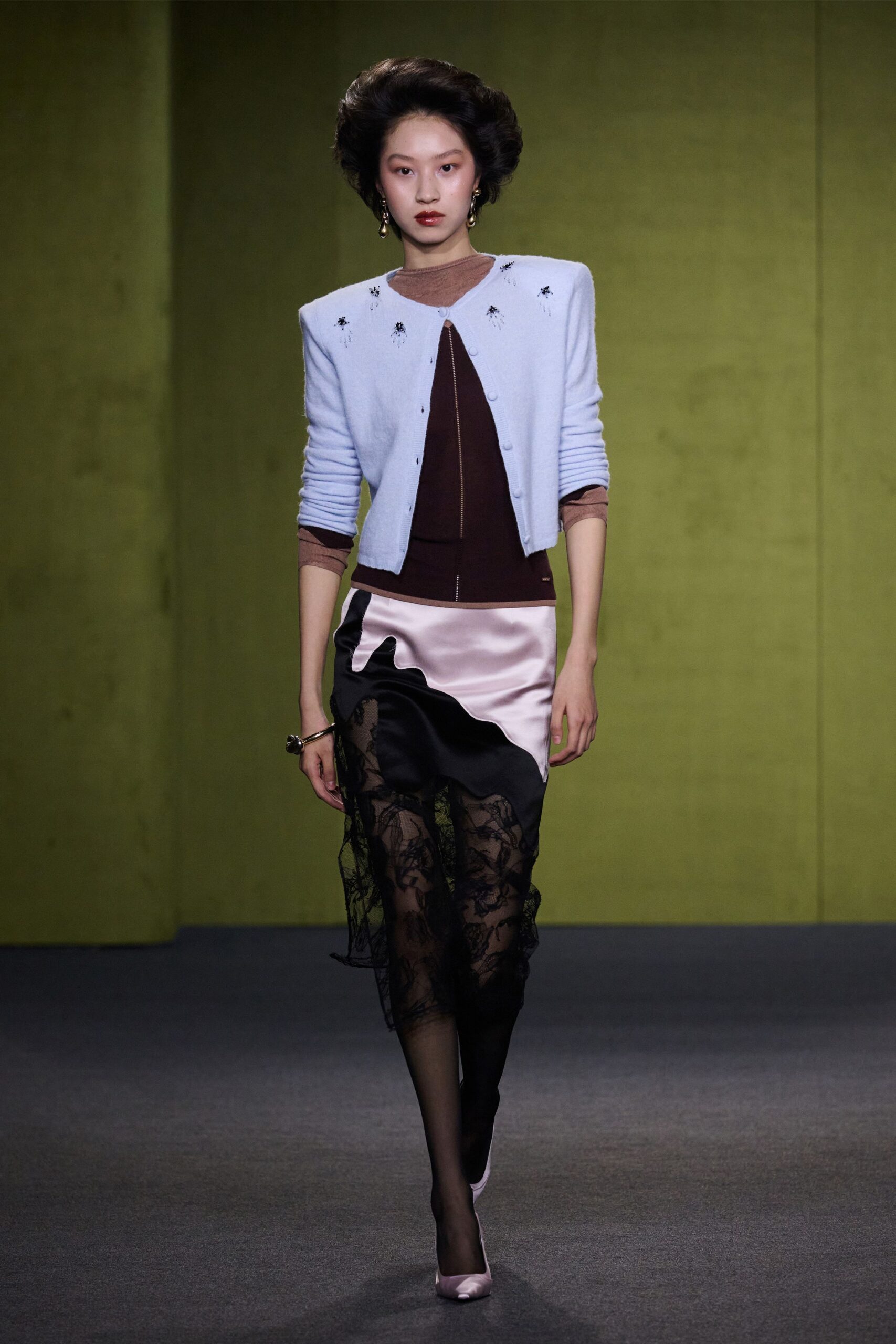blue cotton long-sleeve collared fitted embroidered cardigan