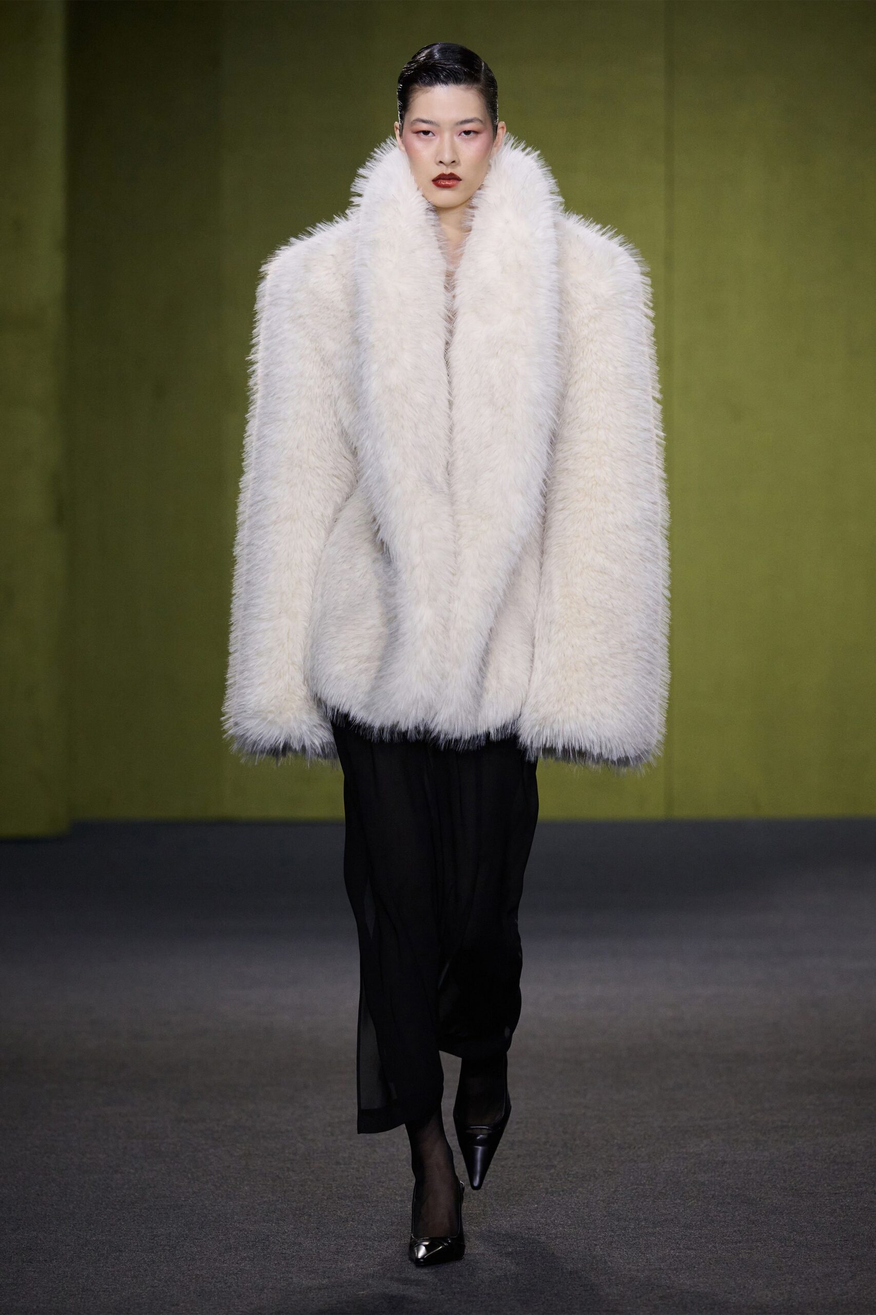 white fur oversized coat