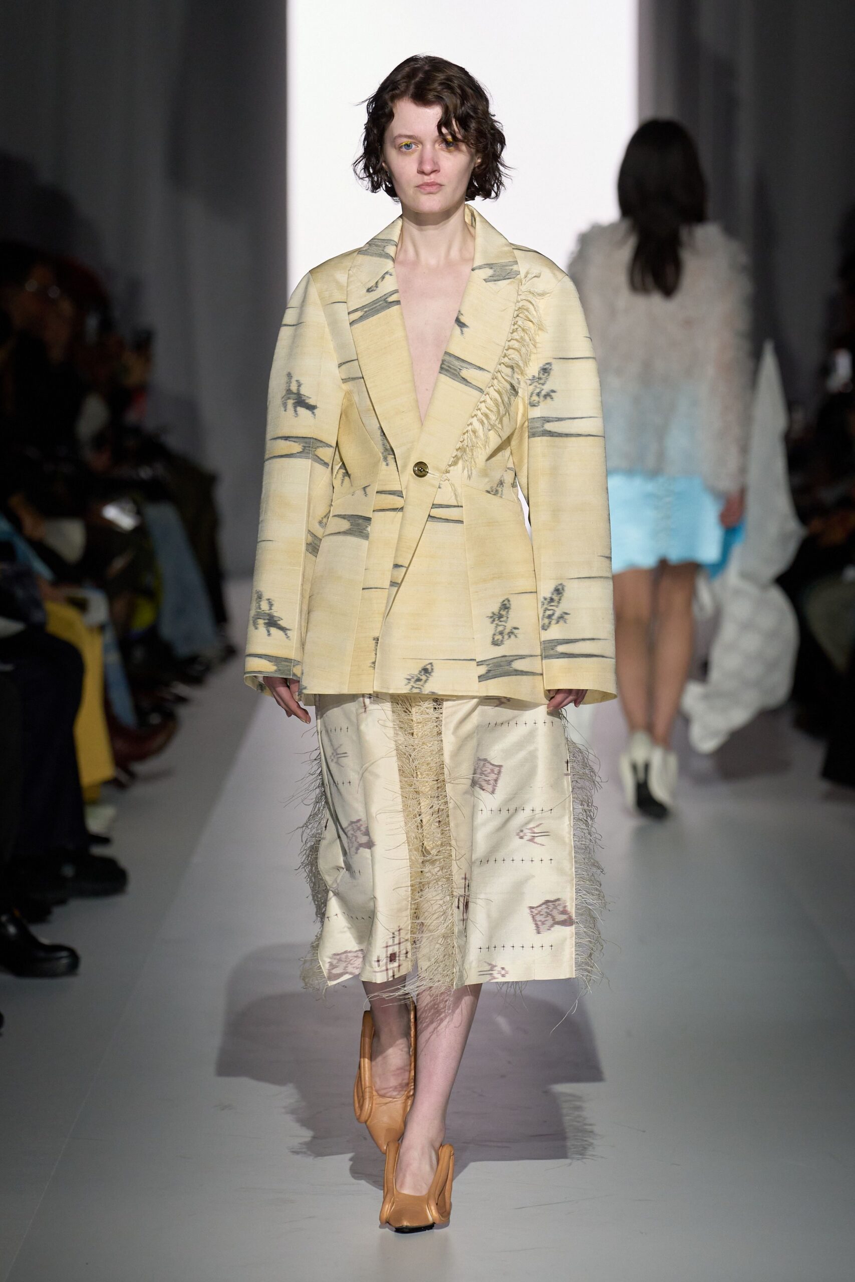 yellow cotton long-sleeve collared structured embroidered jacket