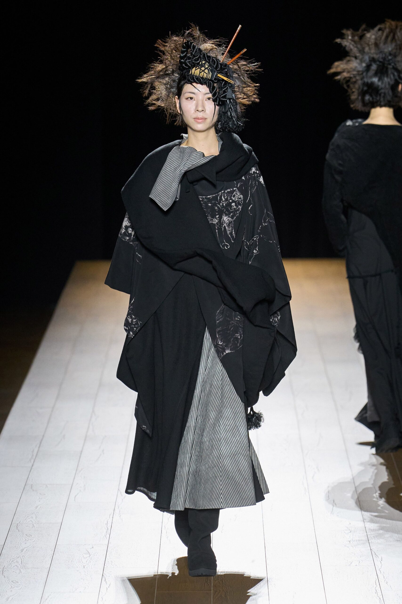 Yohji Yamamoto Fall 2026 Ready-to-Wear Look 28