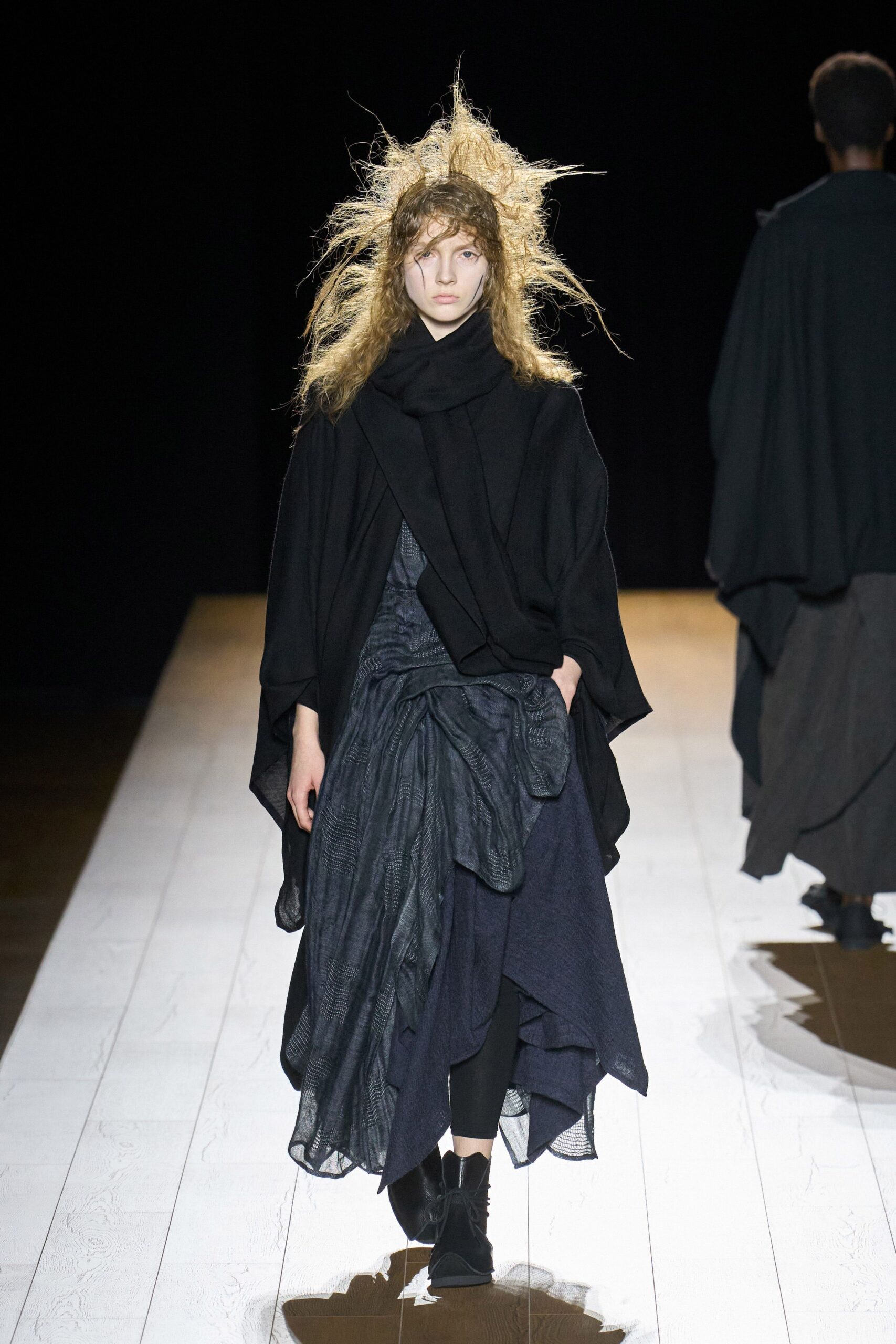 Yohji Yamamoto Fall 2026 Ready-to-Wear Look 35