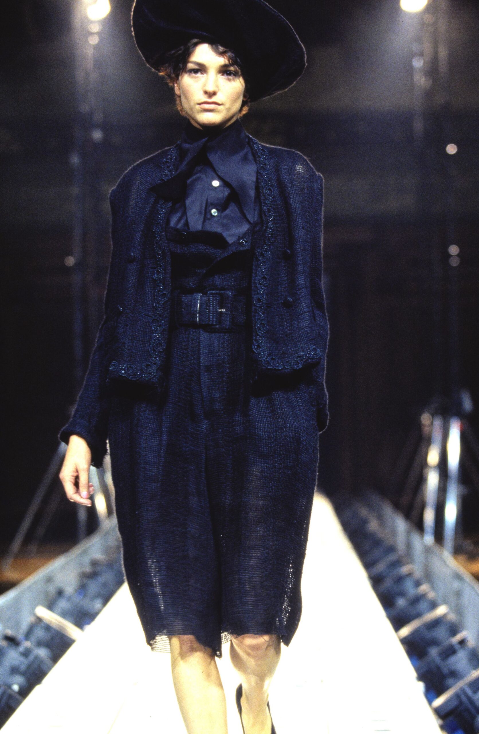 Yohji Yamamoto Spring 1997 Ready-to-Wear Look 6
