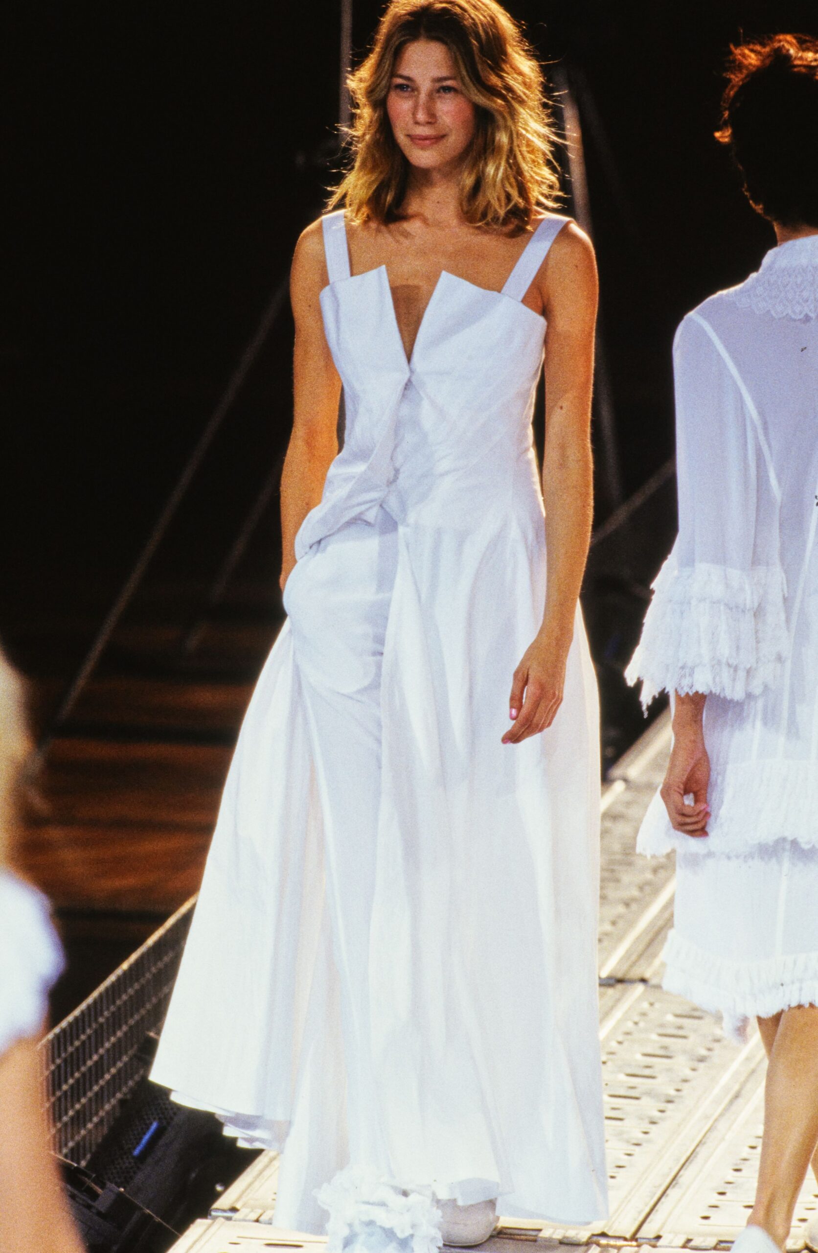 Yohji Yamamoto Spring 1997 Ready-to-Wear Look 34