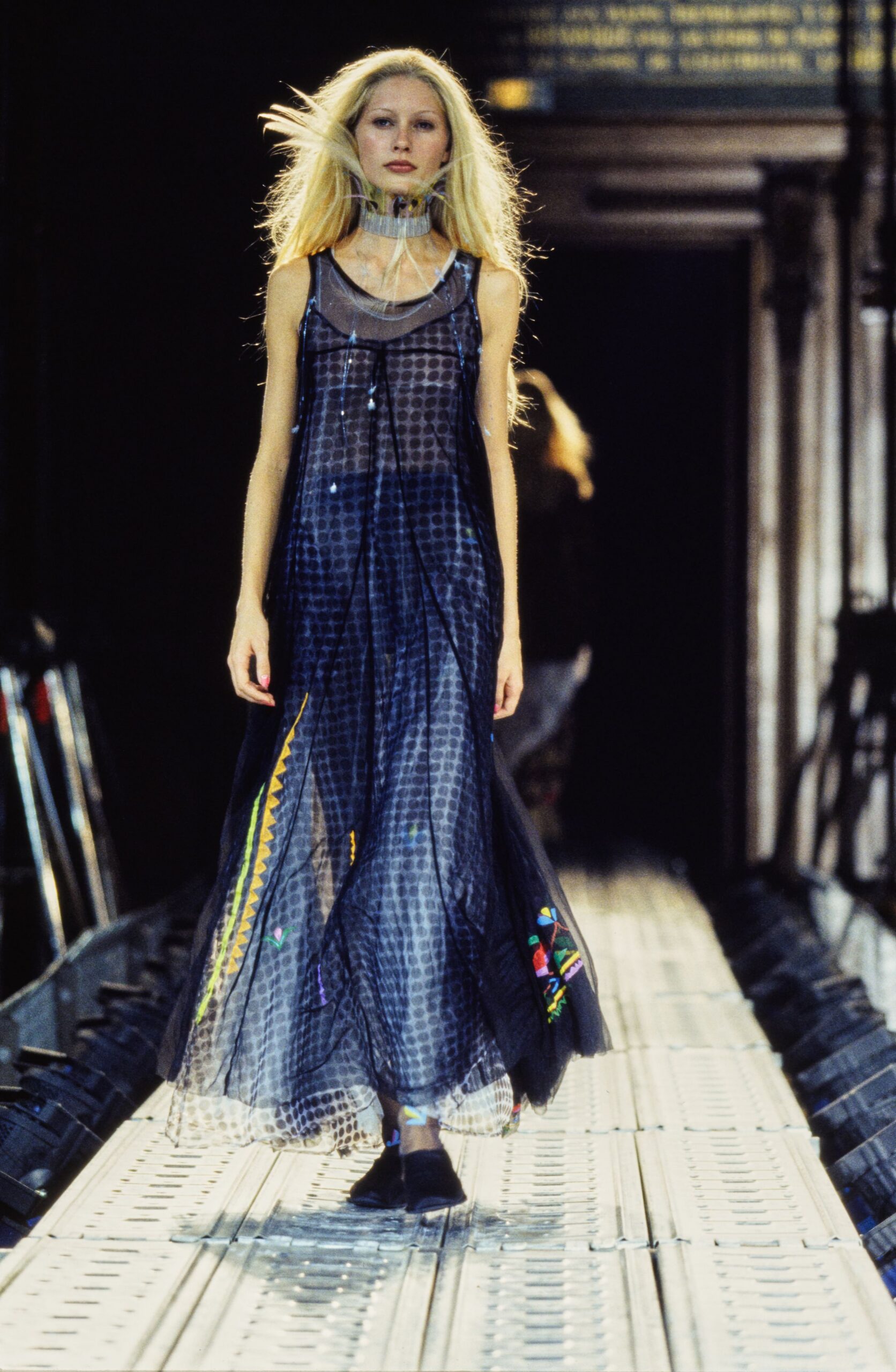 Yohji Yamamoto Spring 1997 Ready-to-Wear Look 49