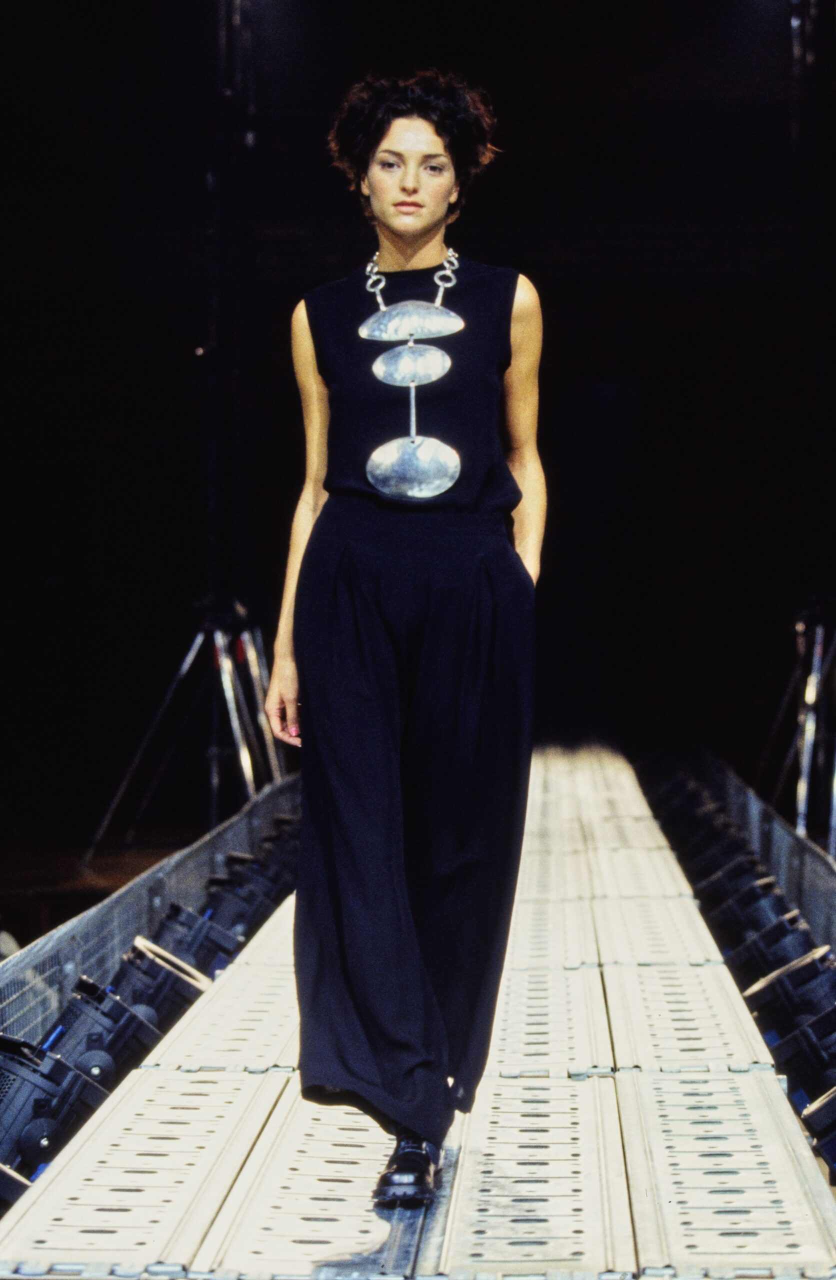 Yohji Yamamoto Spring 1997 Ready-to-Wear Look 61