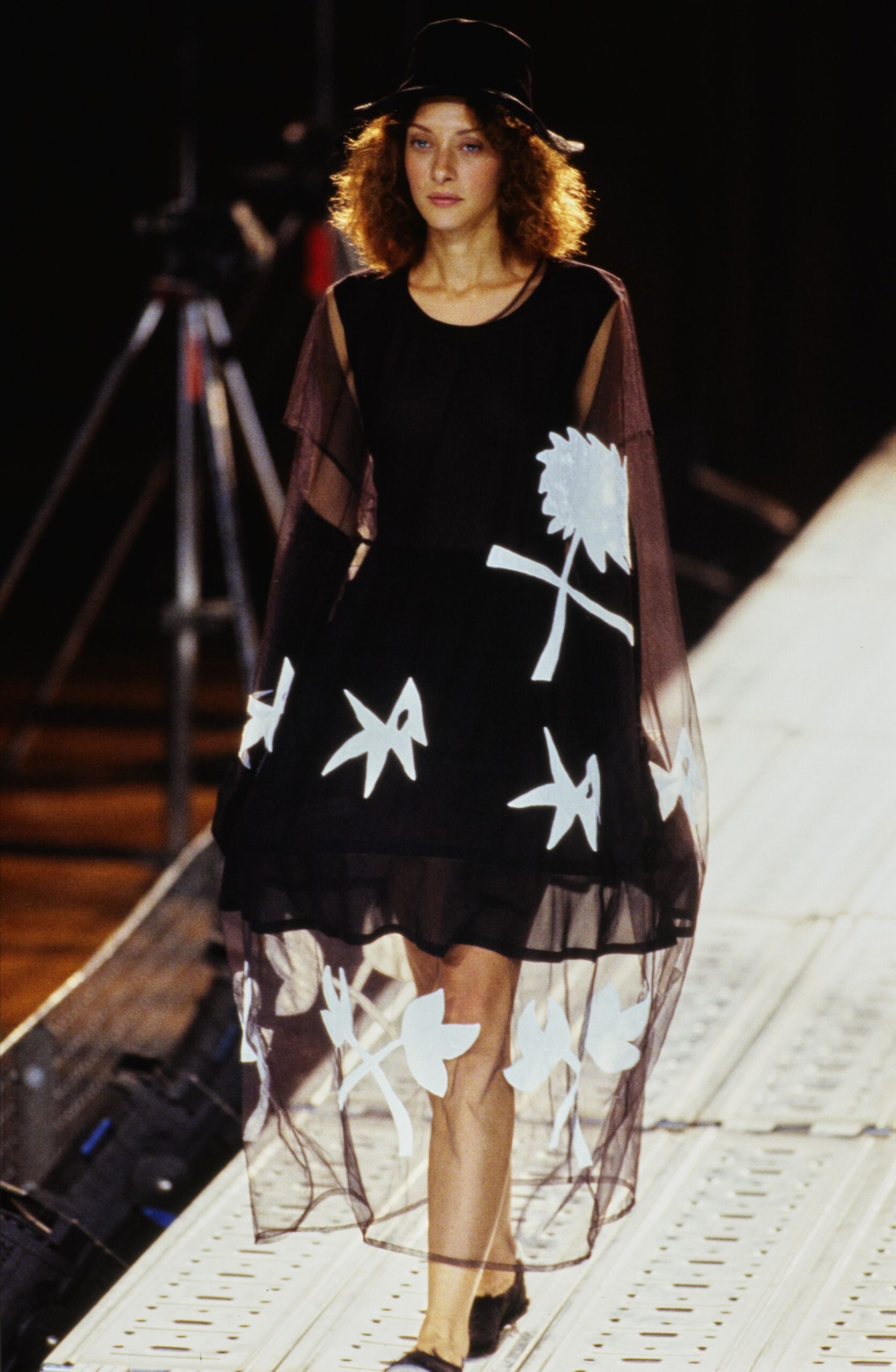 Yohji Yamamoto Spring 1997 Ready-to-Wear Look 62