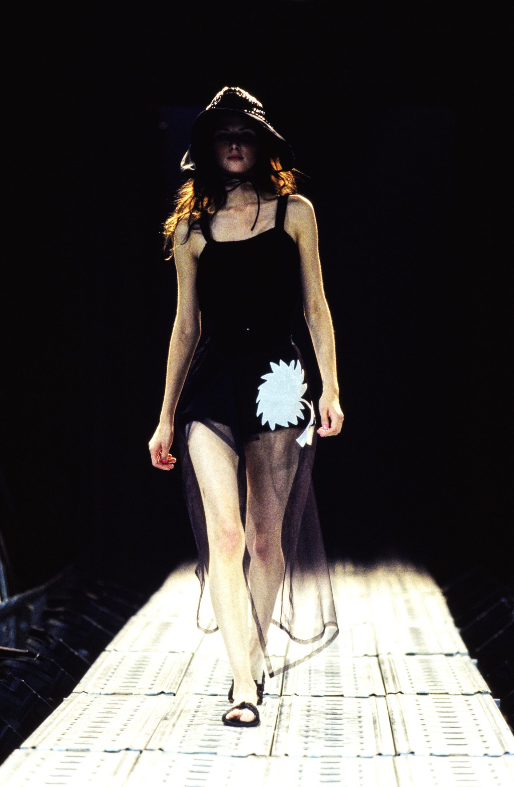 Yohji Yamamoto Spring 1997 Ready-to-Wear Look 64