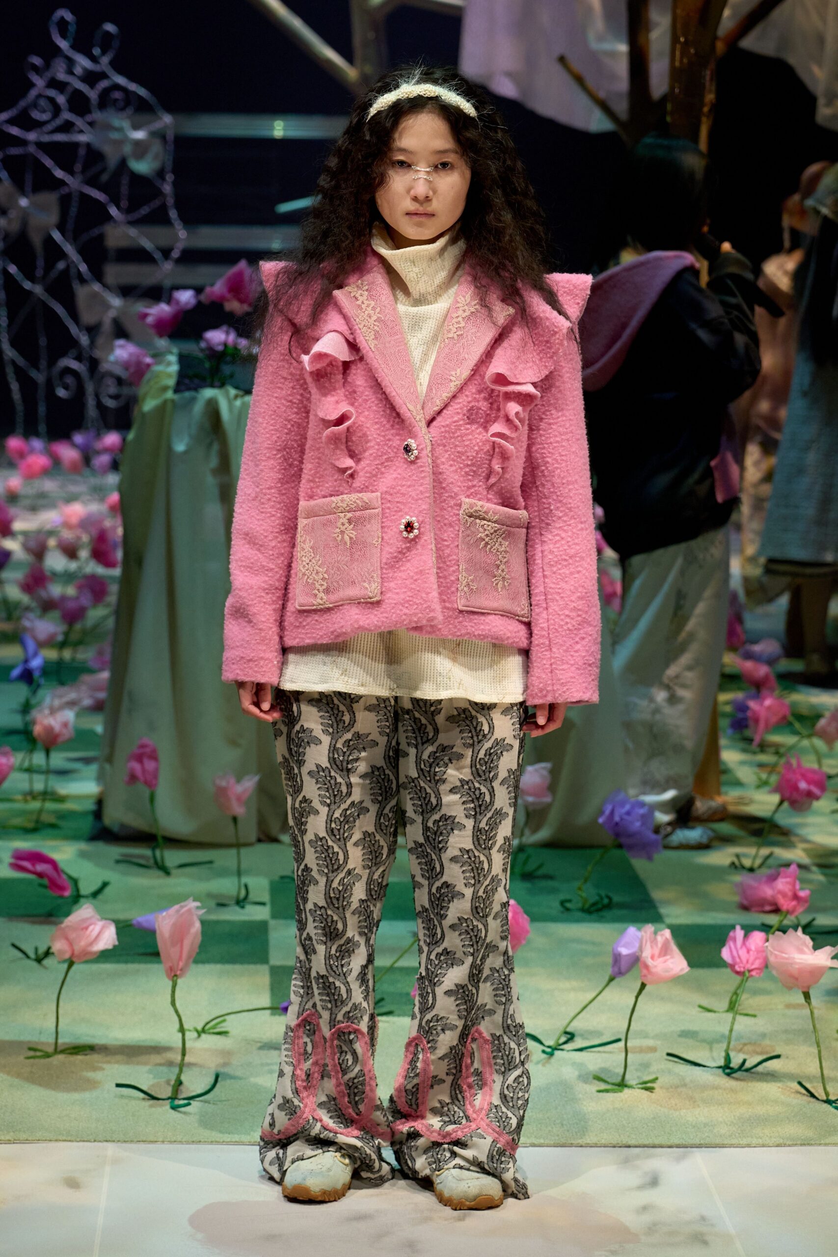 pink wool long-sleeve collared fitted ruffled embroidered jacket
