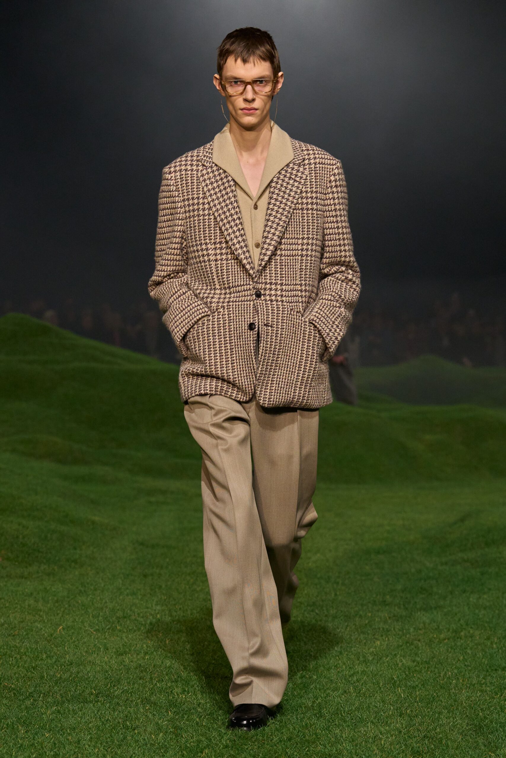 beige wool tailored straight-leg pants