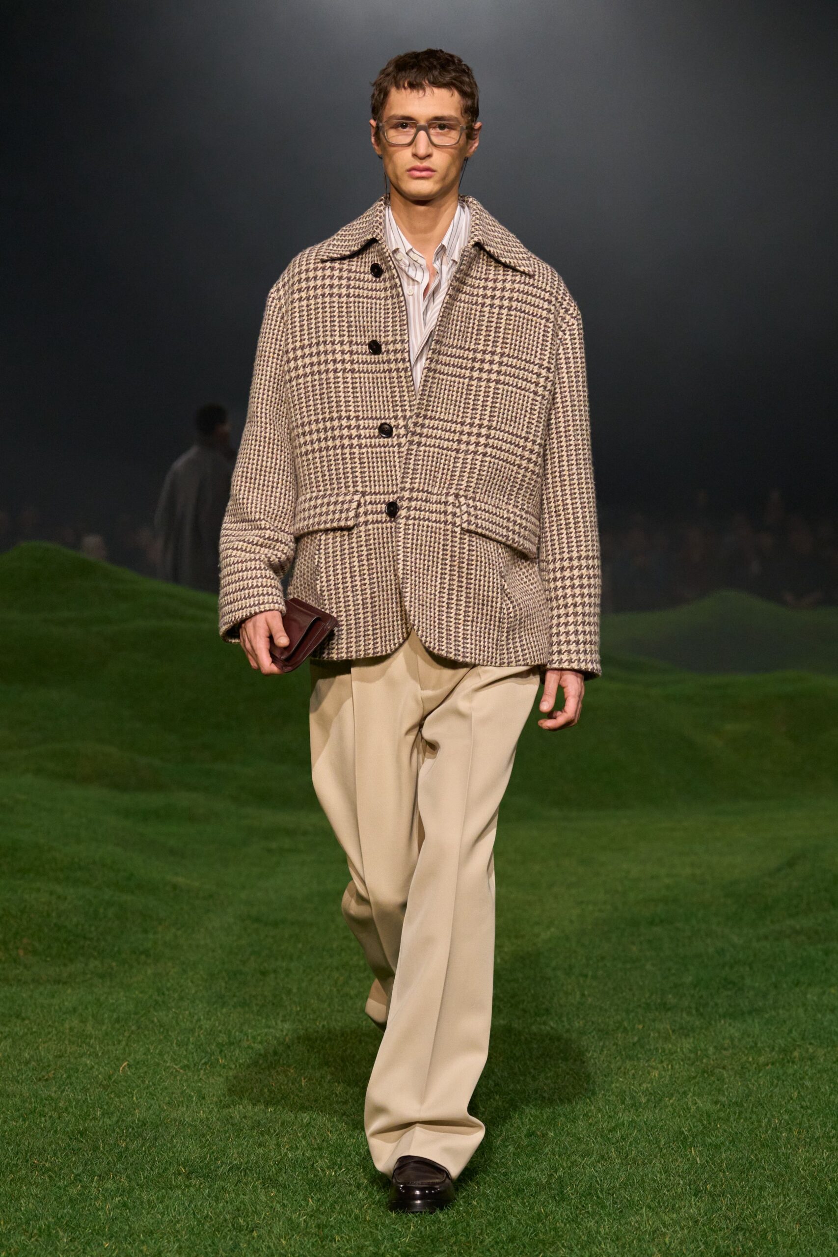 beige wool long-sleeve collared relaxed checked jacket