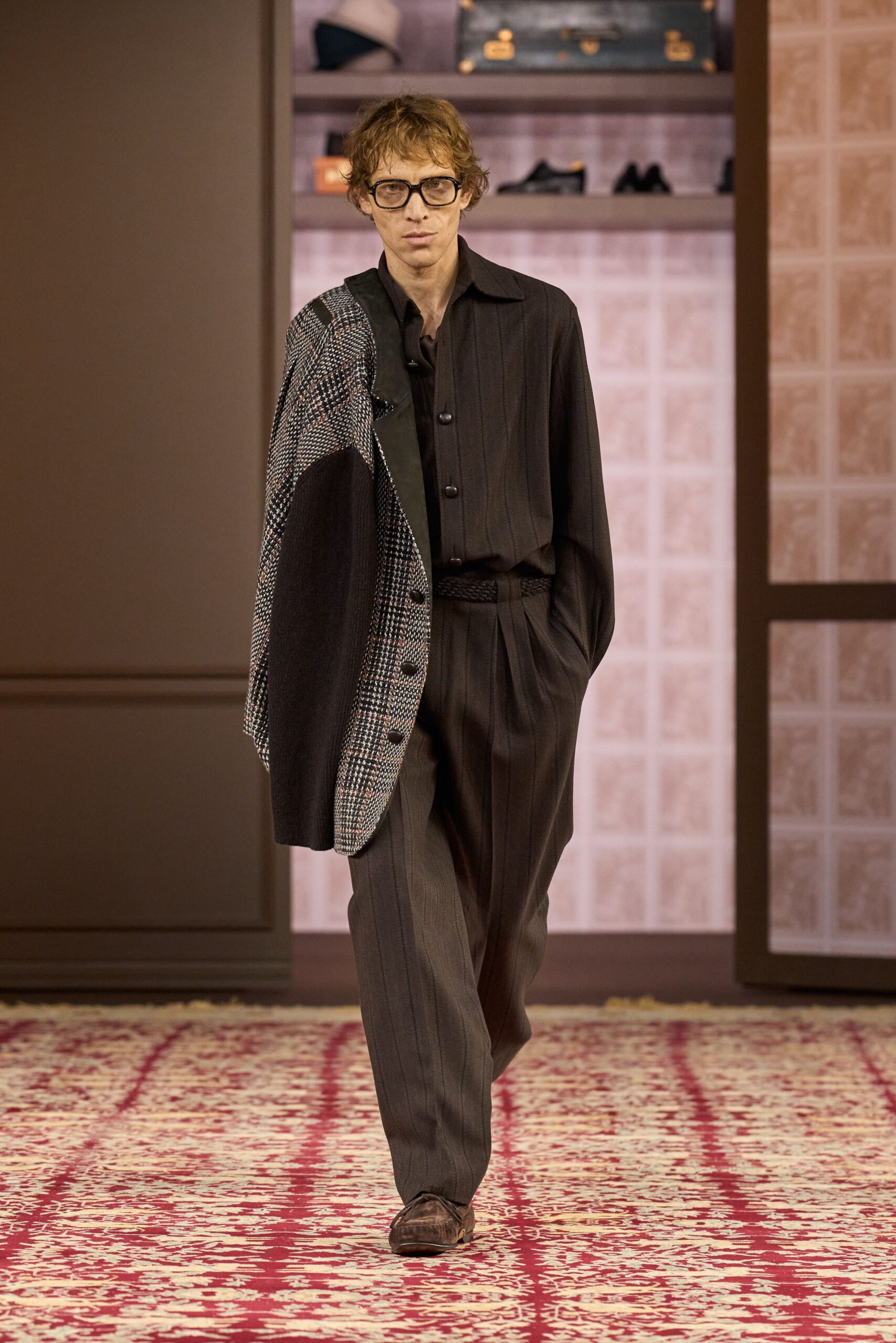black wool long-sleeve collared relaxed buttoned layered blazer