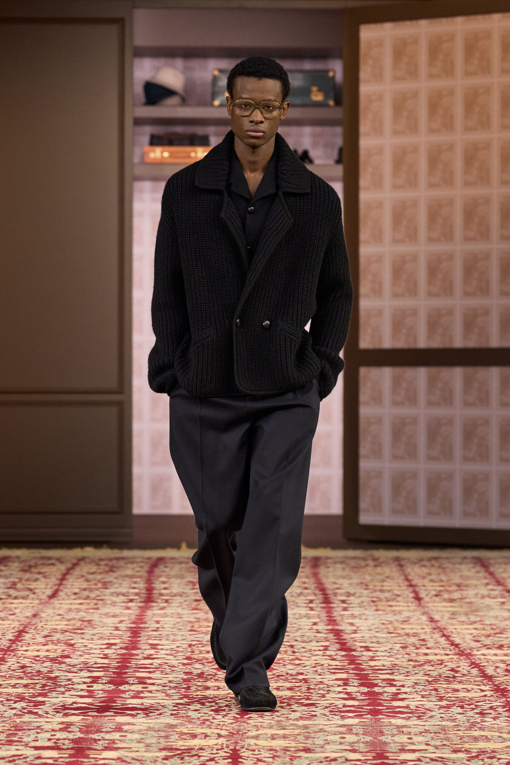 black wool long-sleeve collared relaxed textured jacket