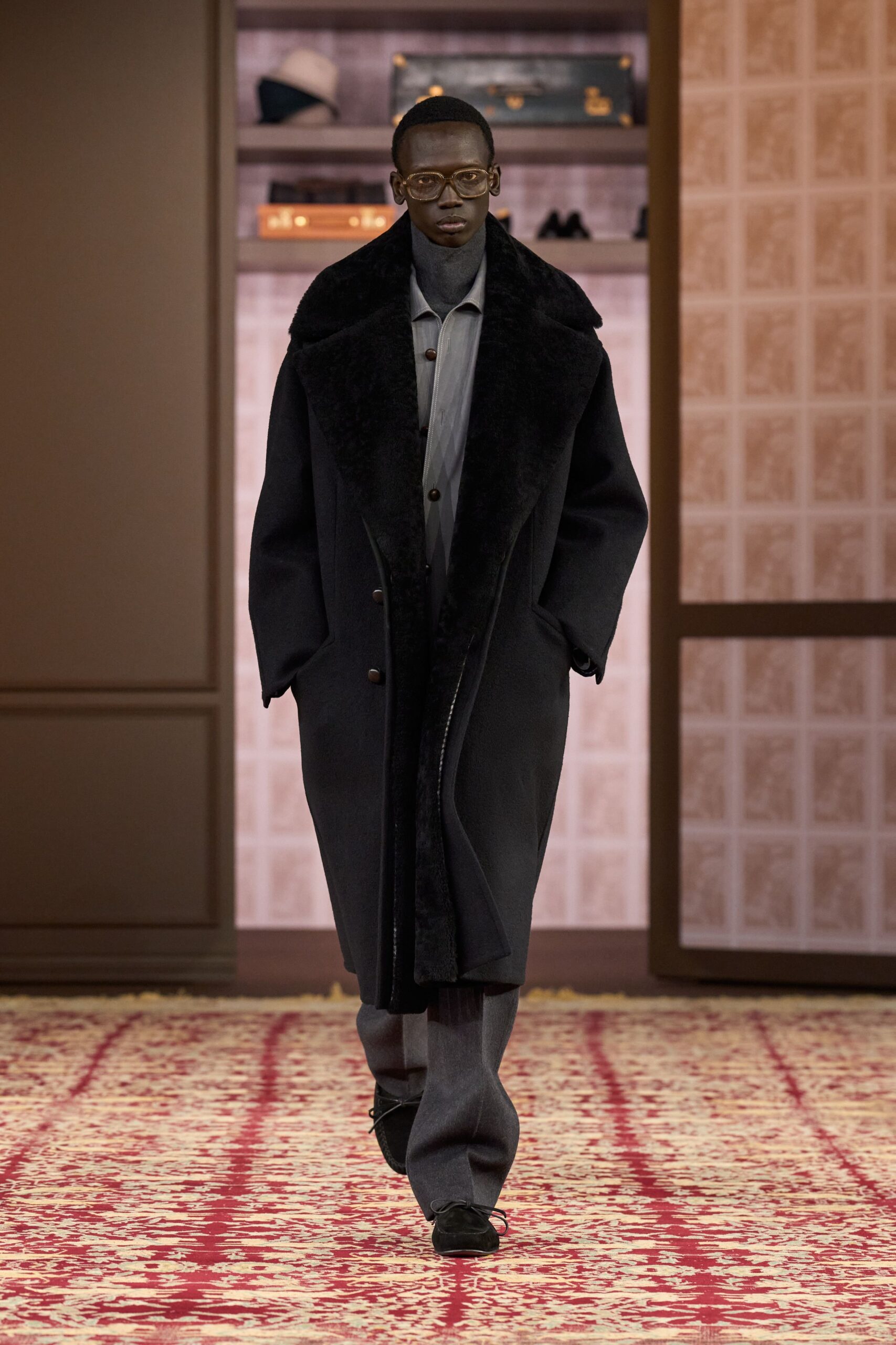 gray unknown collared buttoned shirt