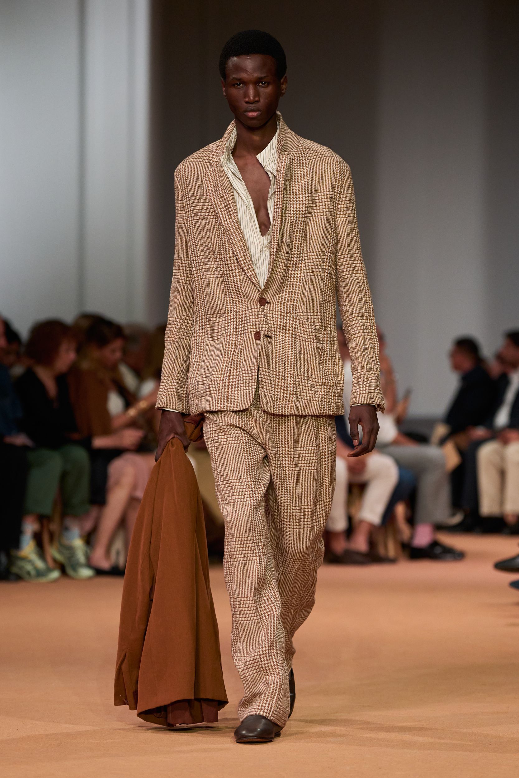 brown cotton long-sleeve collared tailored checked suit