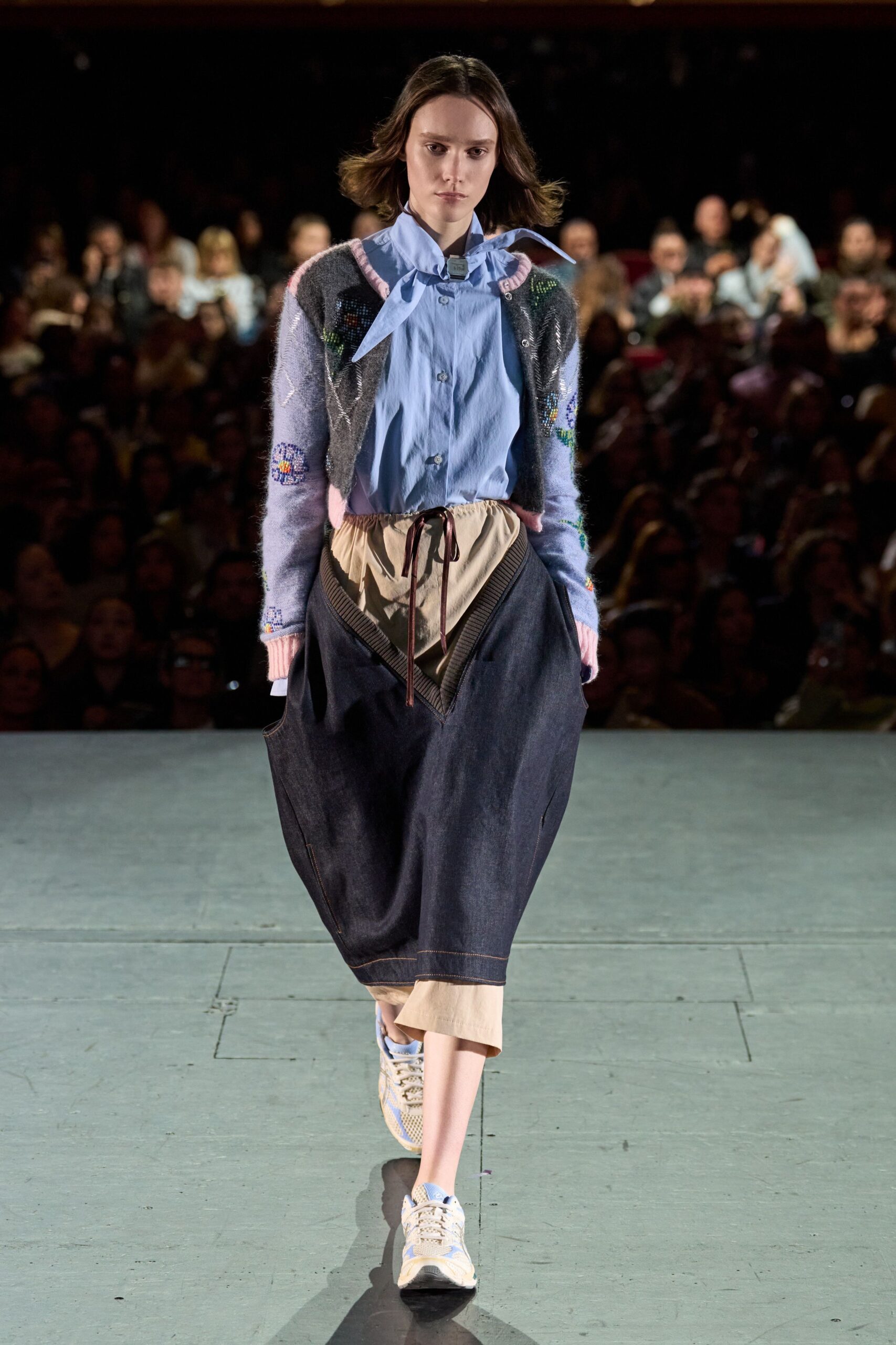 blue wool long-sleeve relaxed embroidered cardigan