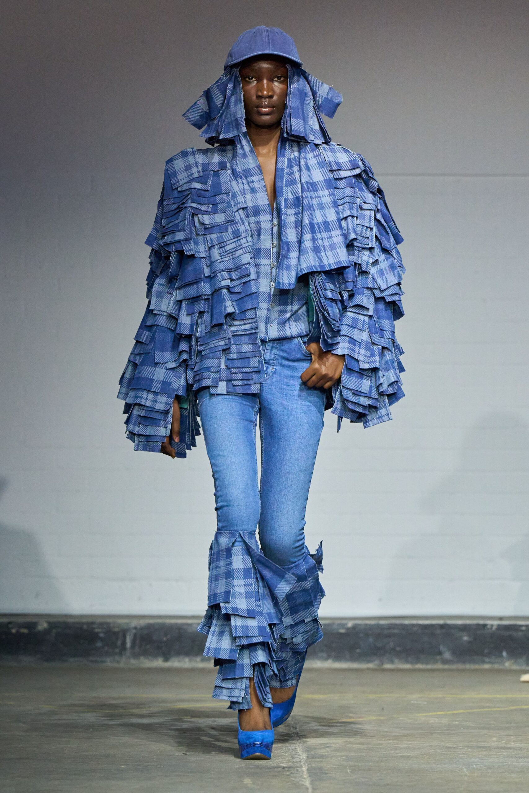 blue cotton long-sleeve collared relaxed layered shirt