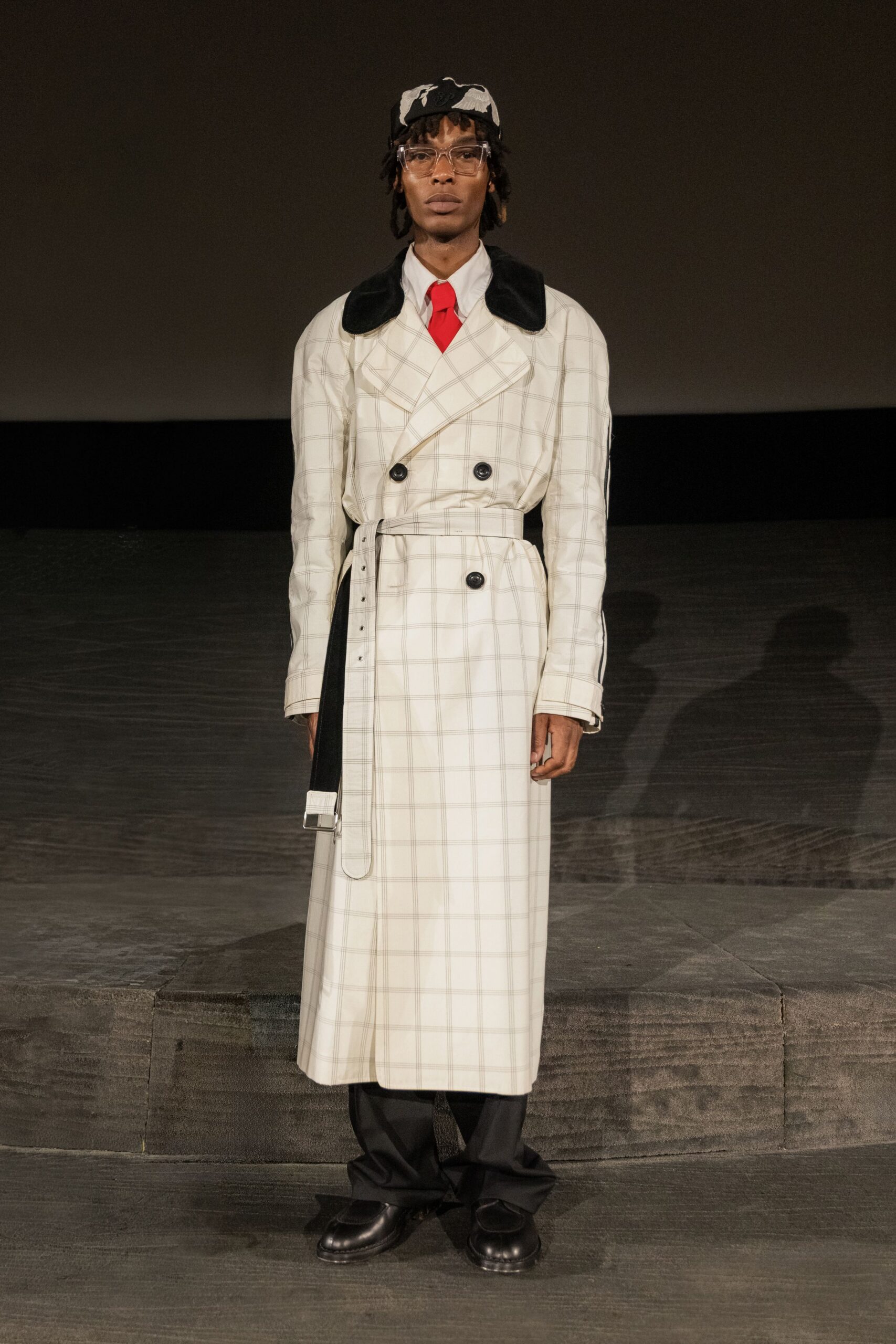 white cotton long-sleeve collared fitted checked belted trench