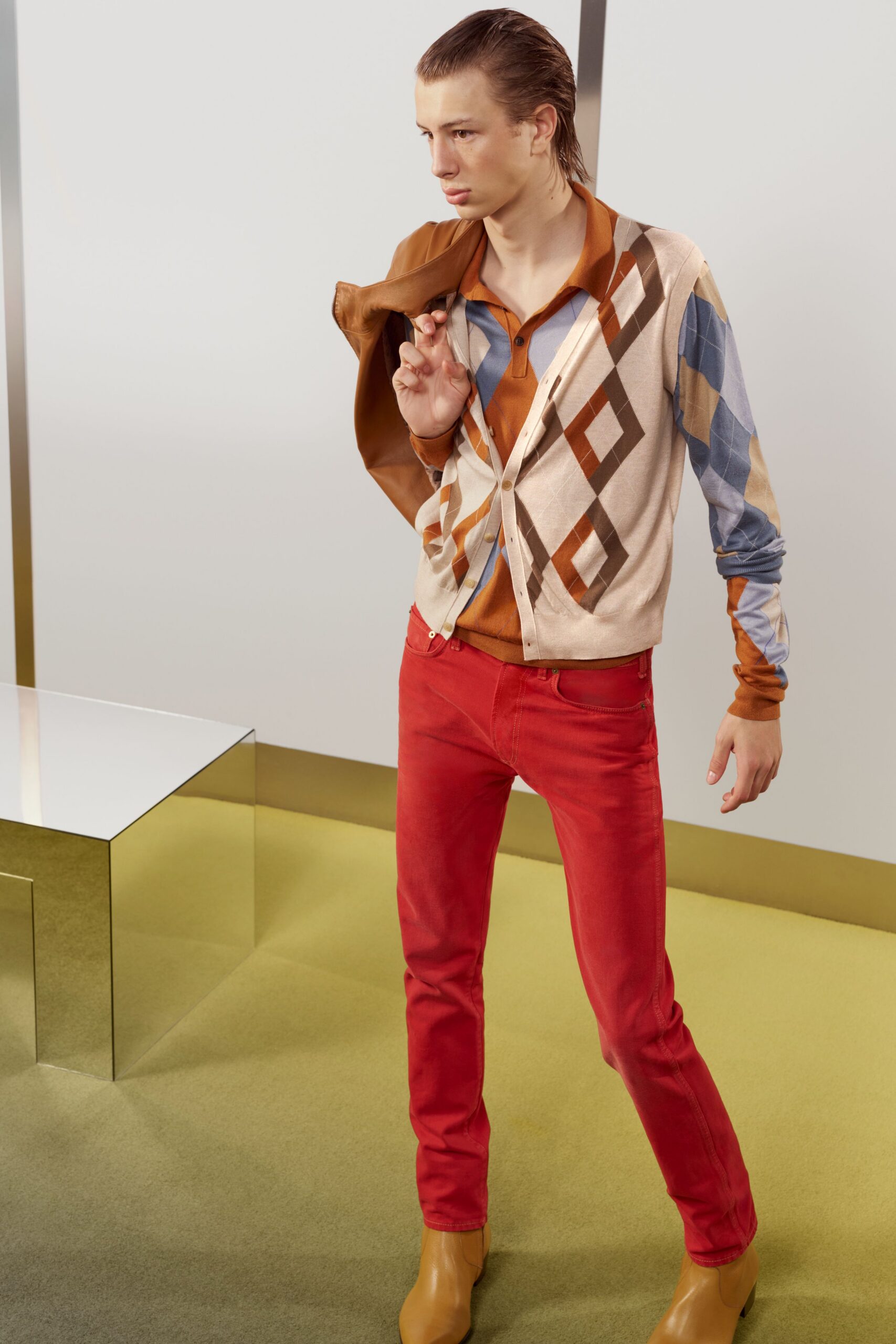 beige long-sleeve collared fitted printed cardigan