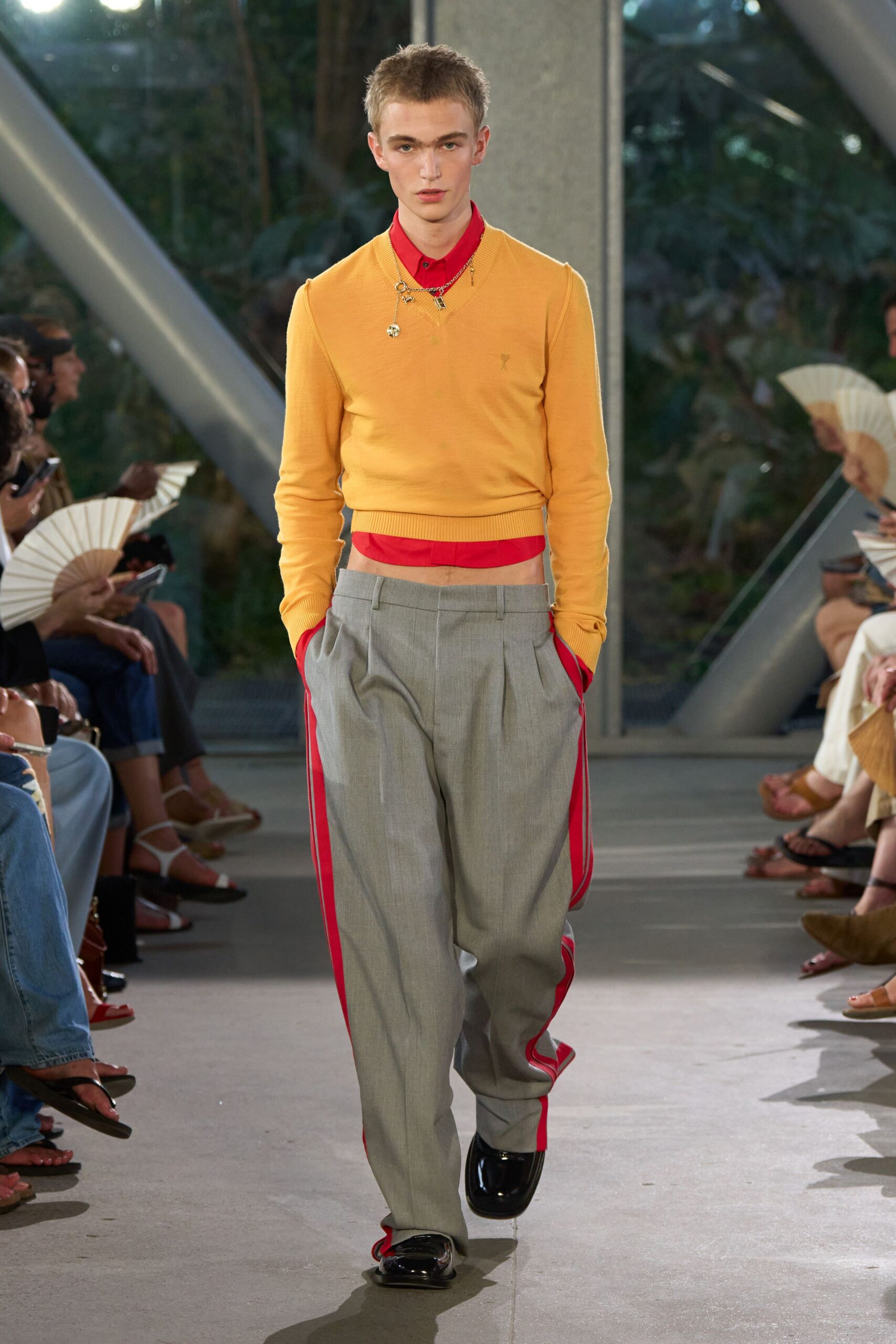 red cotton short-sleeve fitted shirt