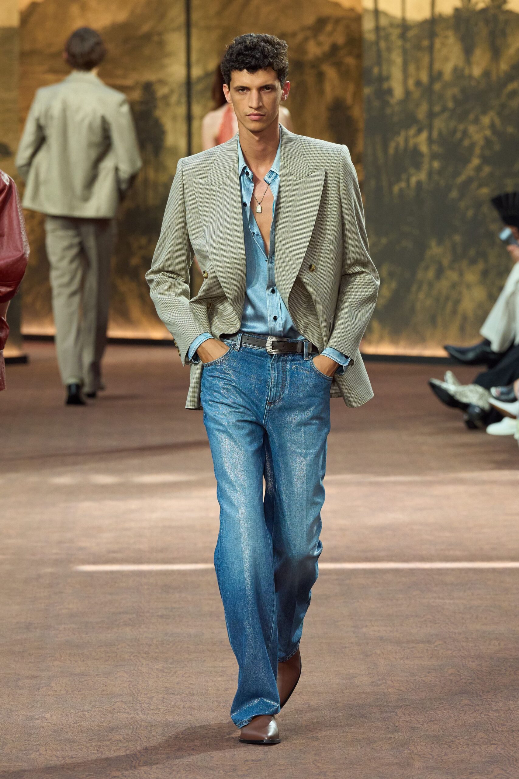 beige cotton long-sleeve collared tailored buttoned blazer