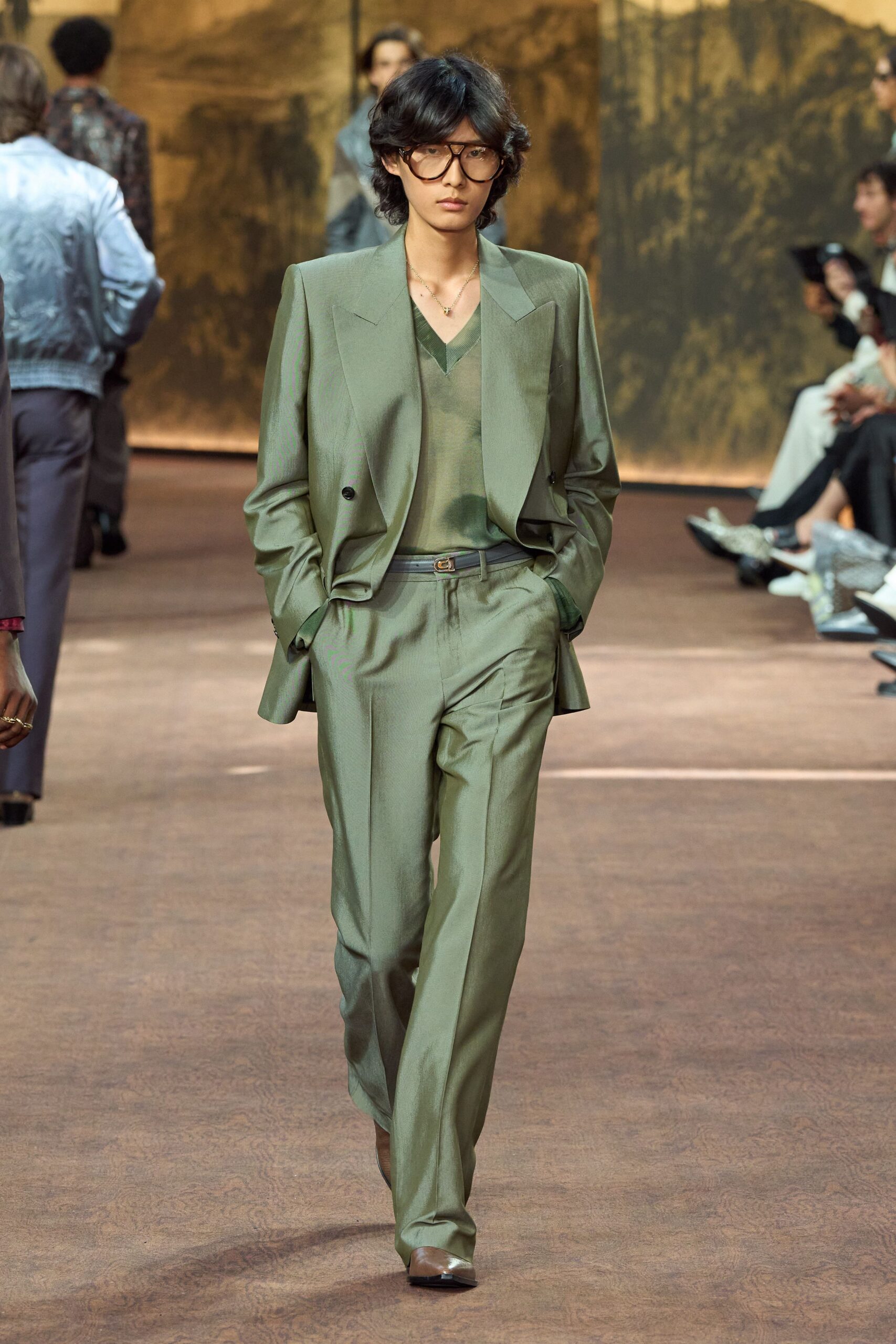 green silk long-sleeve collared tailored buttoned suit