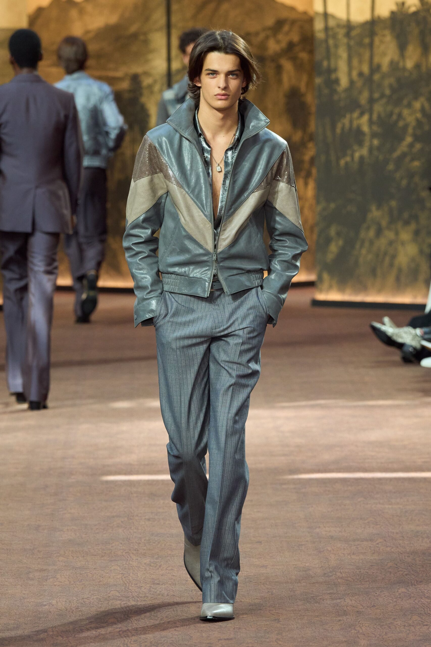 gray leather long-sleeve collared fitted zippered color-blocked jacket