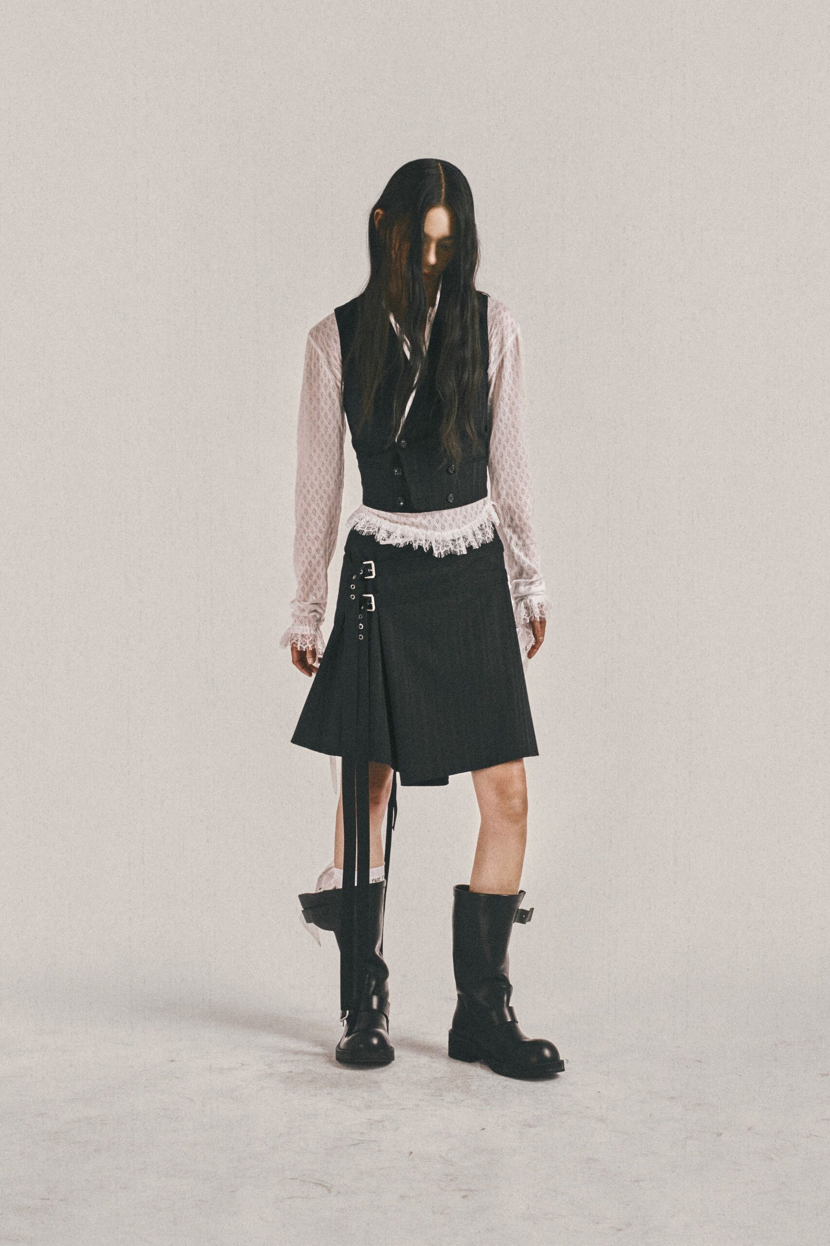 black cotton fitted pleated skirt