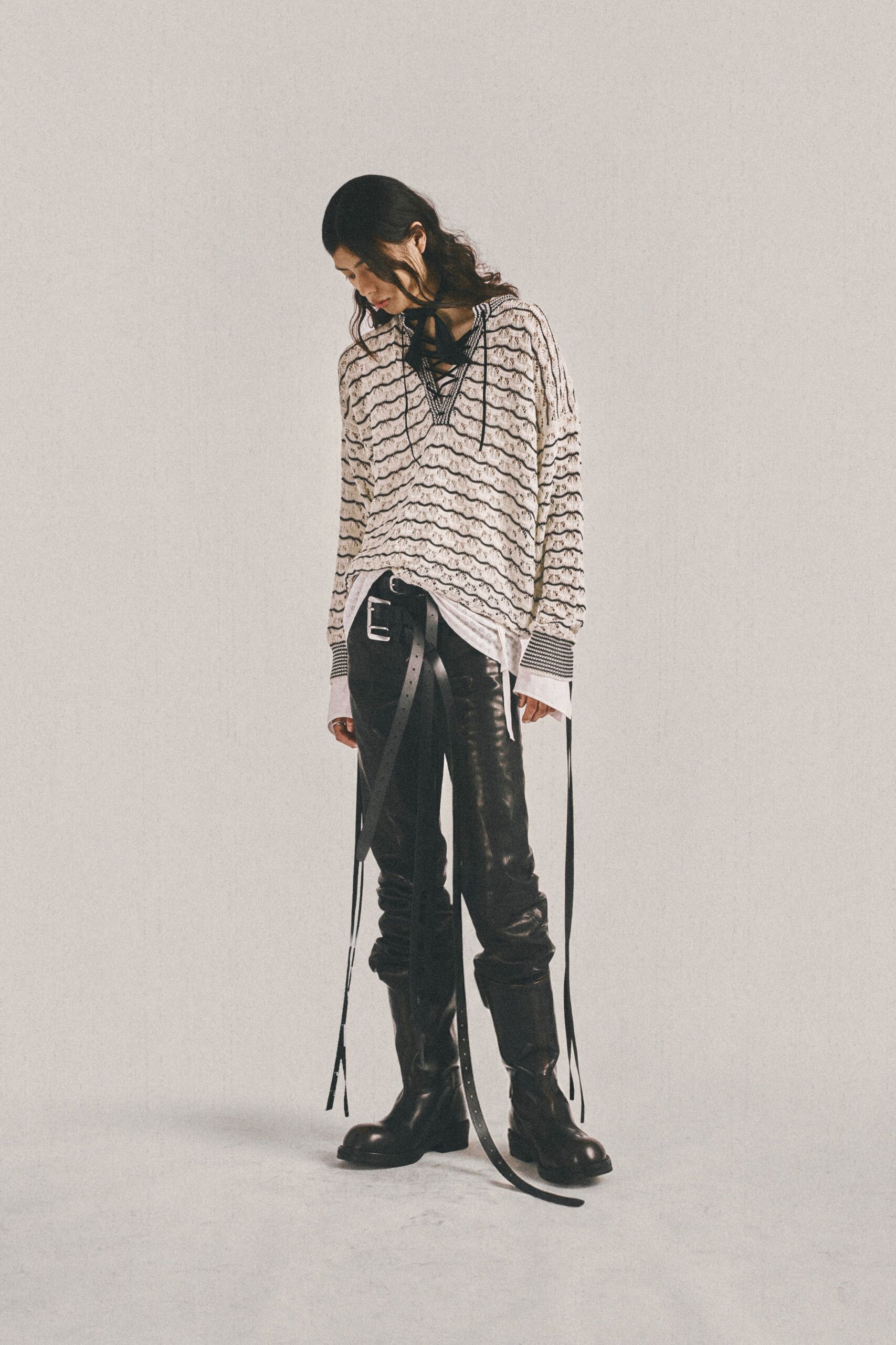 white cotton long-sleeve v-neck relaxed layered top