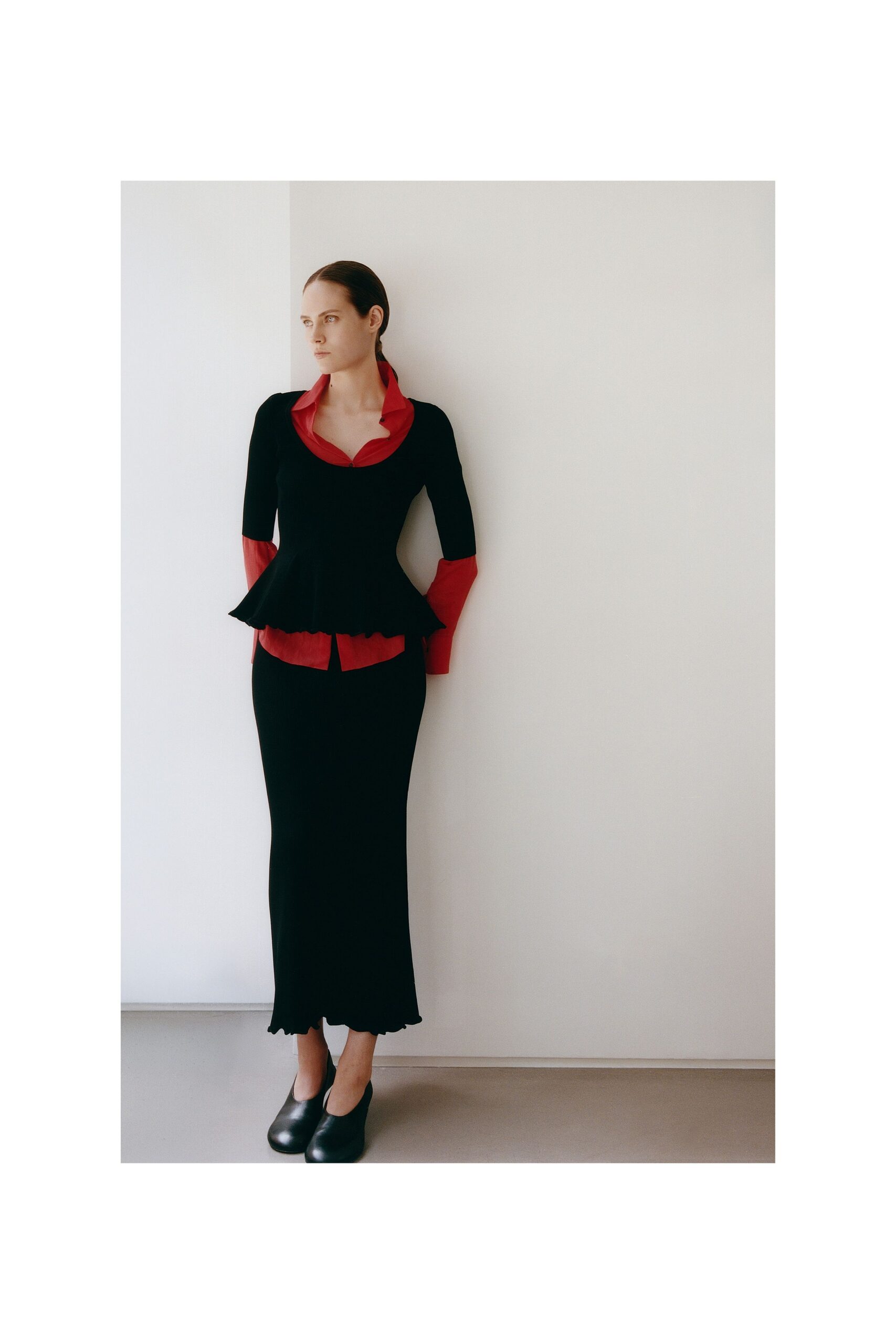 black cotton fitted straight-leg midi skirt