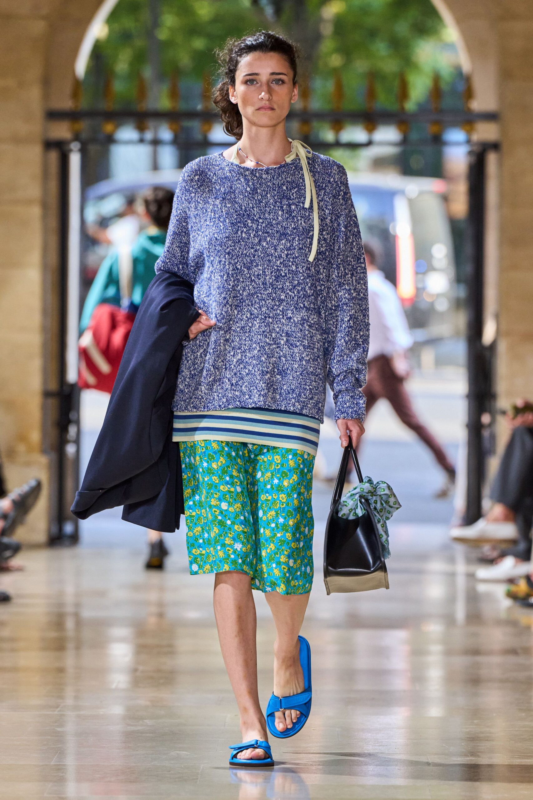 green cotton relaxed flared printed short shorts
